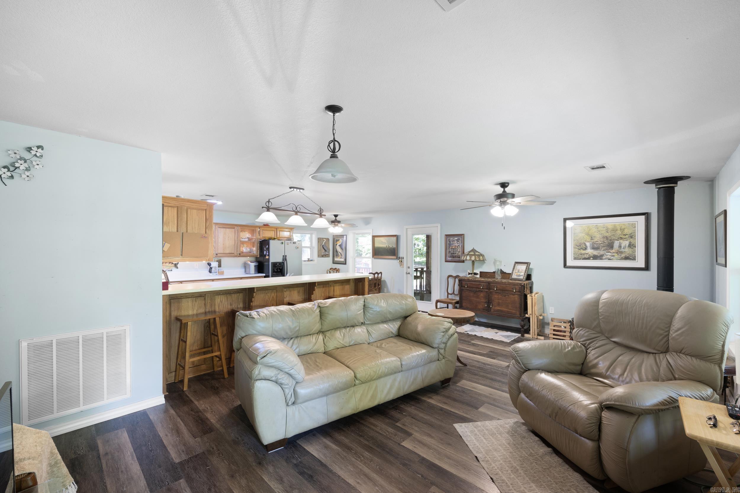 5176  CR 5099  Pettigrew, AR