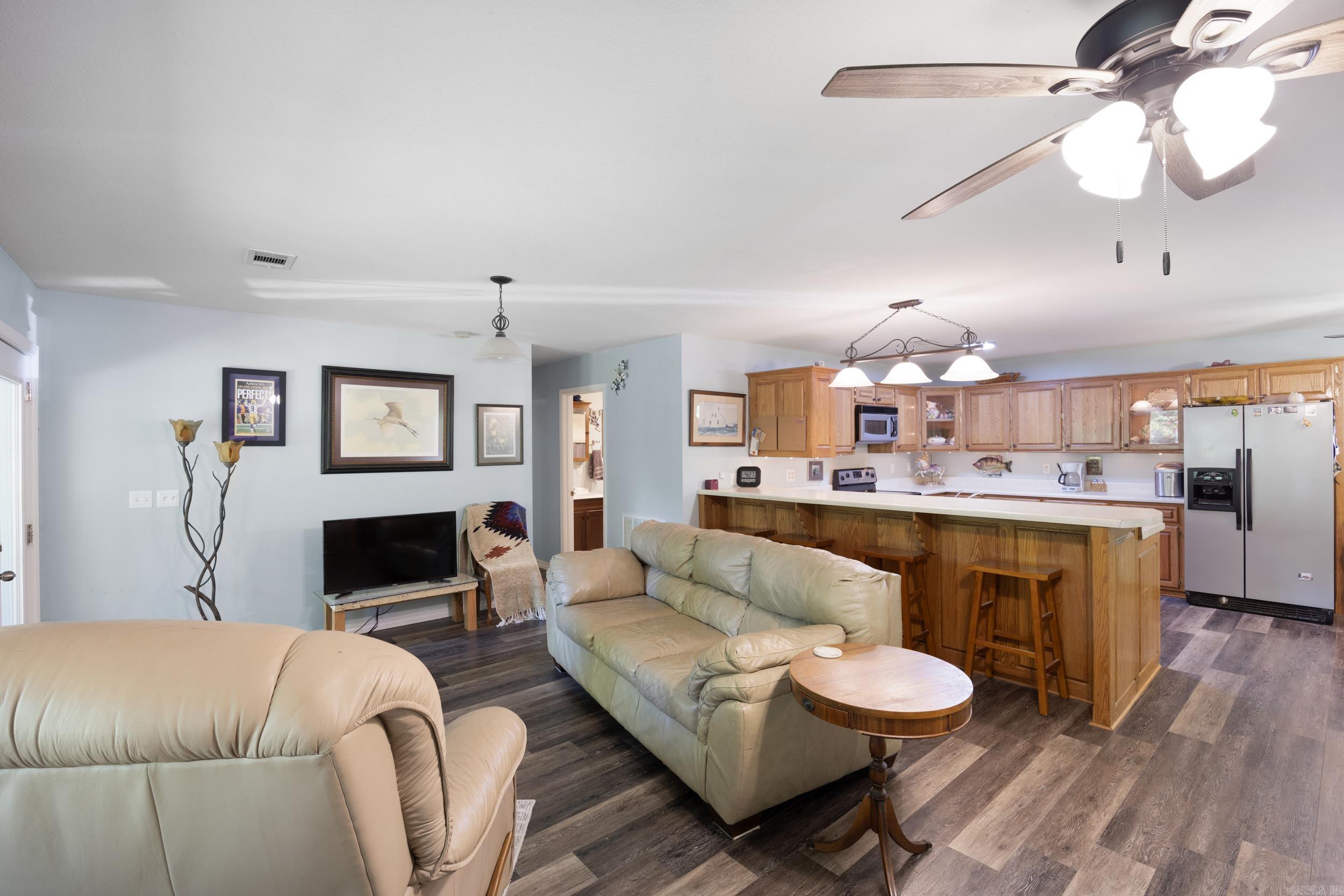 5176  CR 5099  Pettigrew, AR