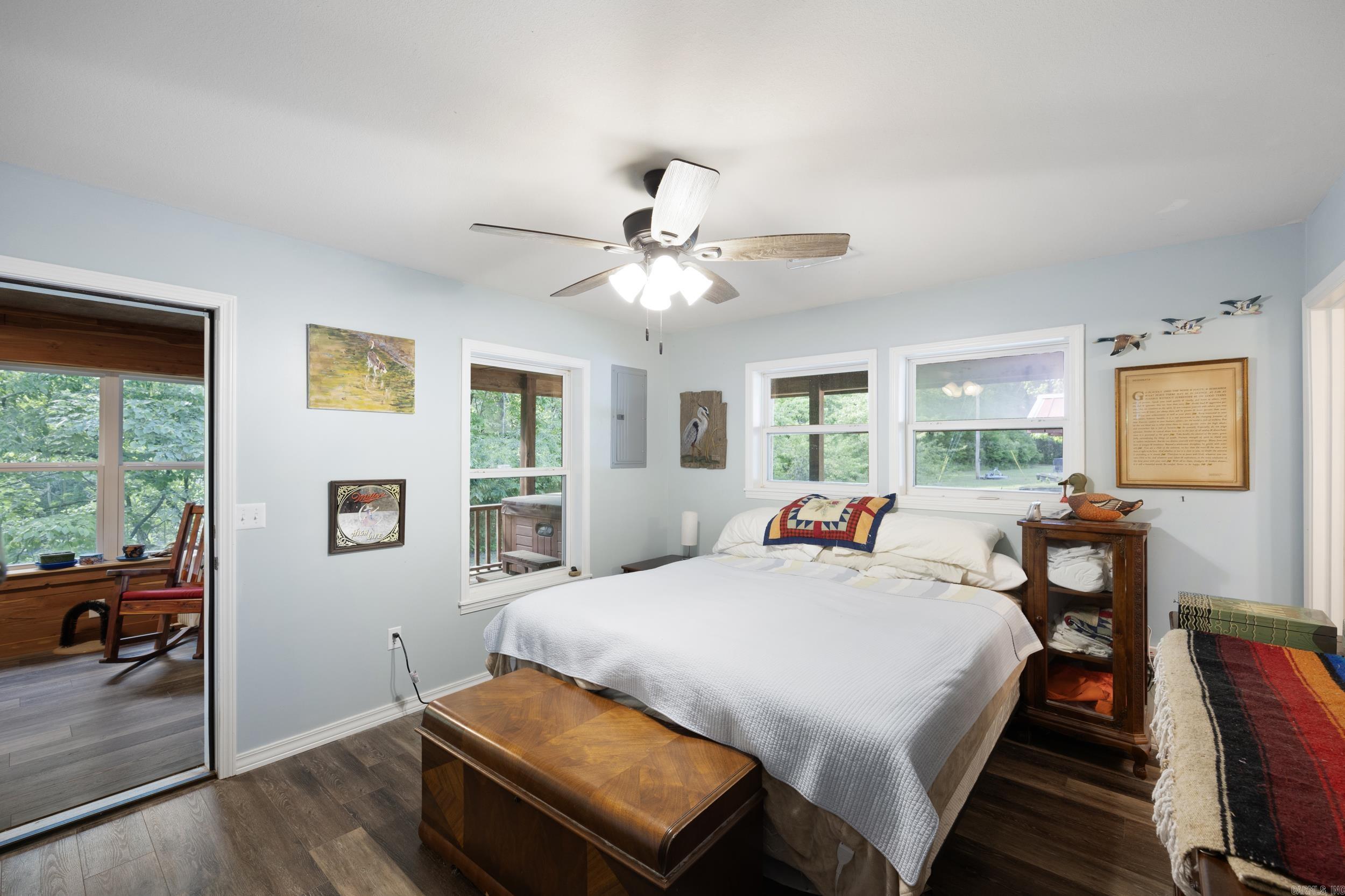 5176  CR 5099  Pettigrew, AR