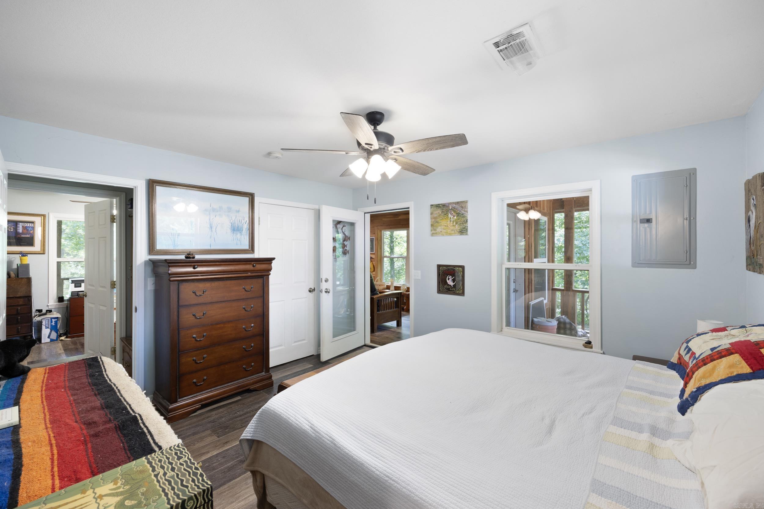 5176  CR 5099  Pettigrew, AR