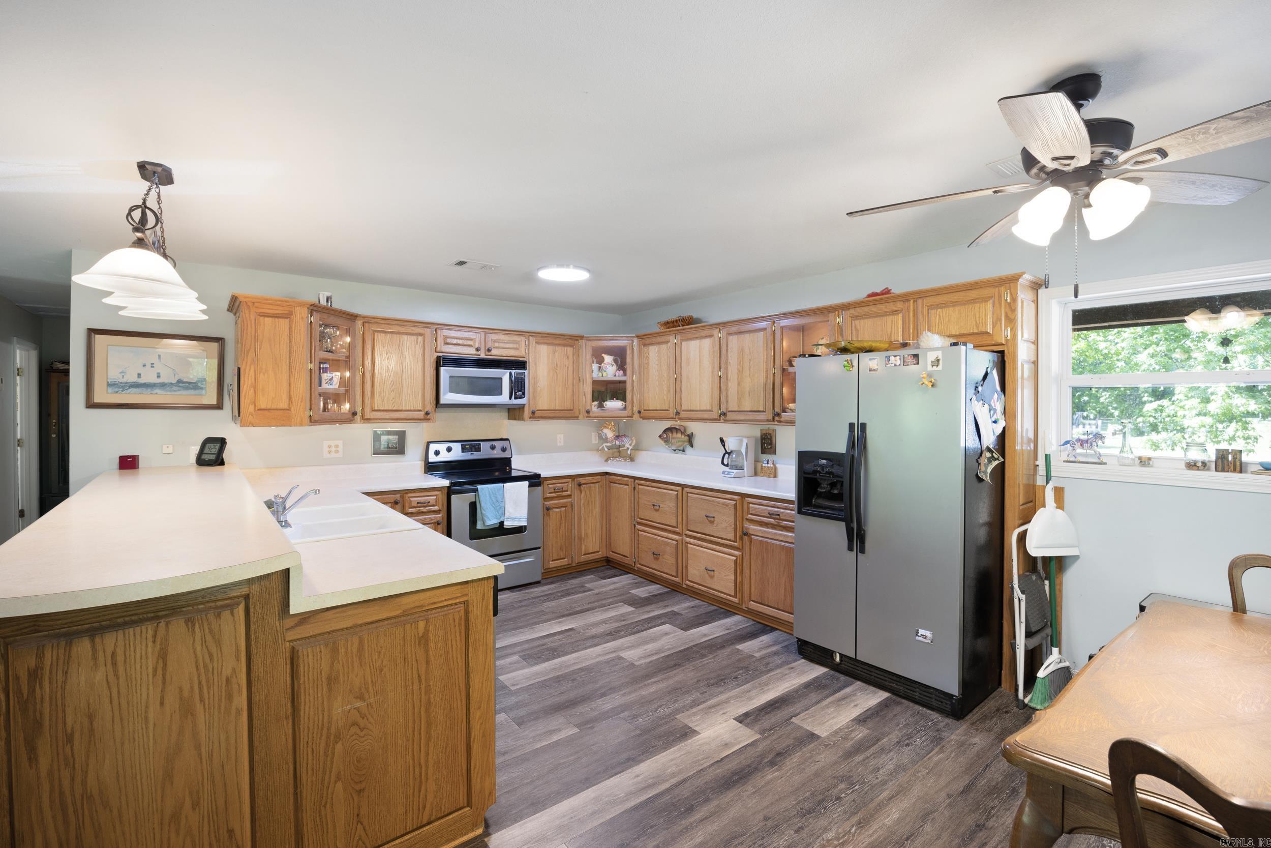 5176  CR 5099  Pettigrew, AR