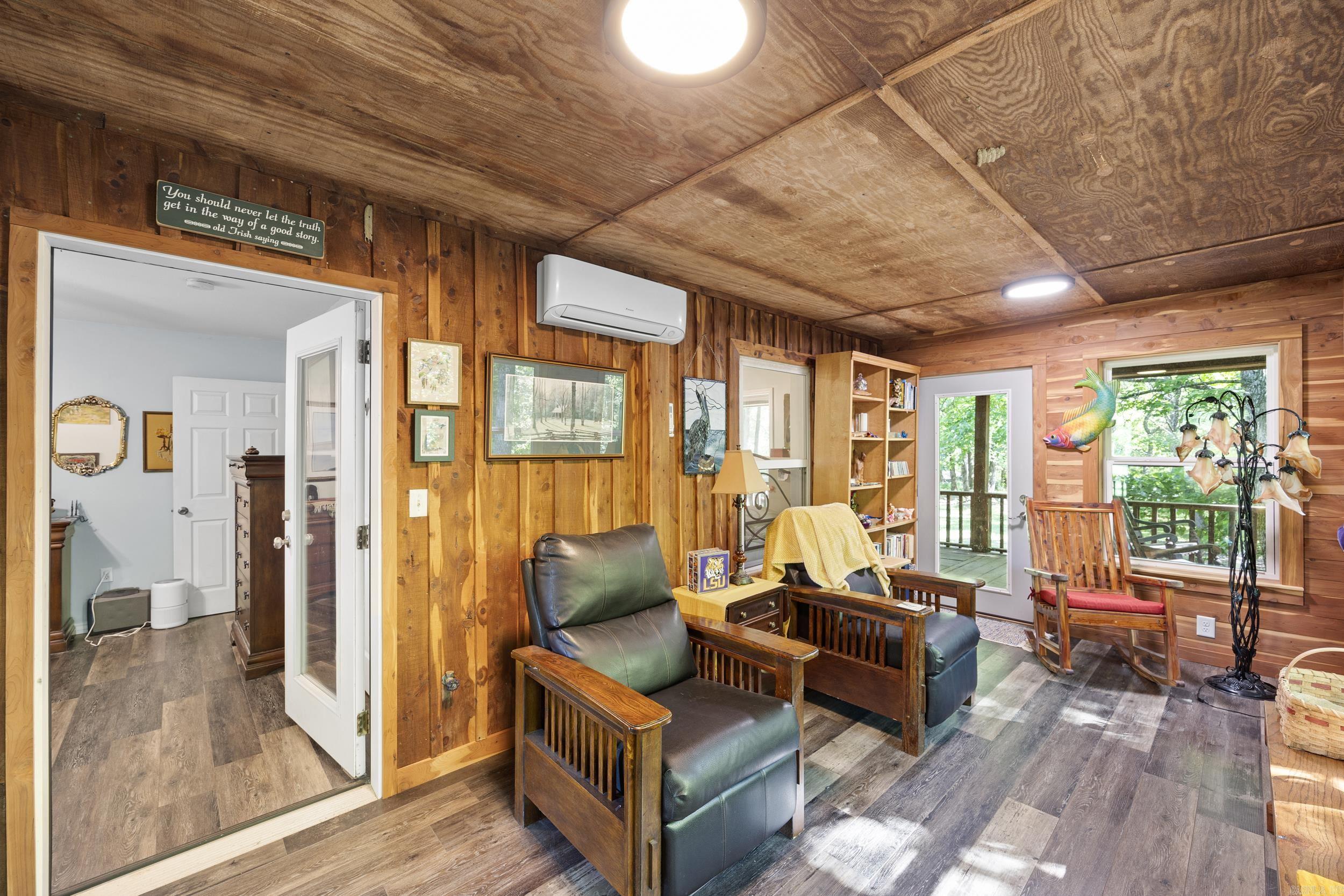 5176  CR 5099  Pettigrew, AR