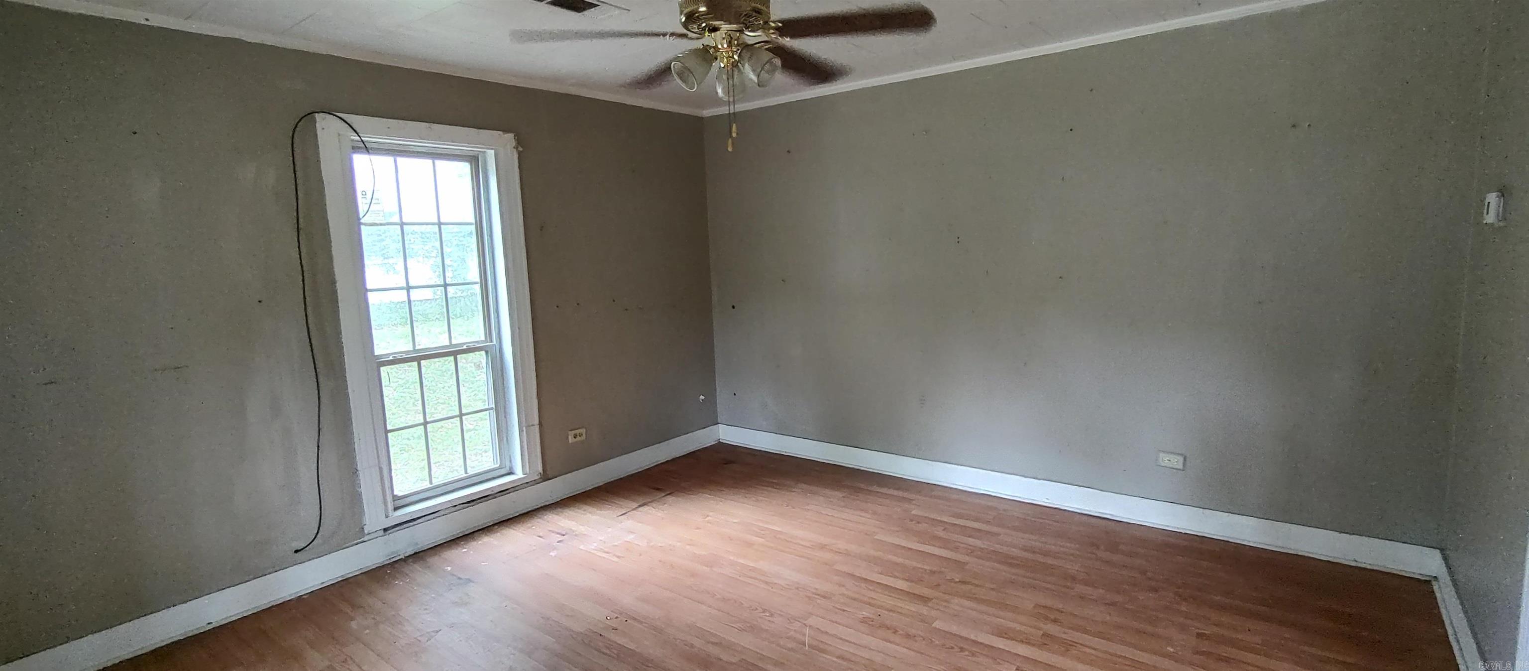 1069  Elm St.  Camden, AR