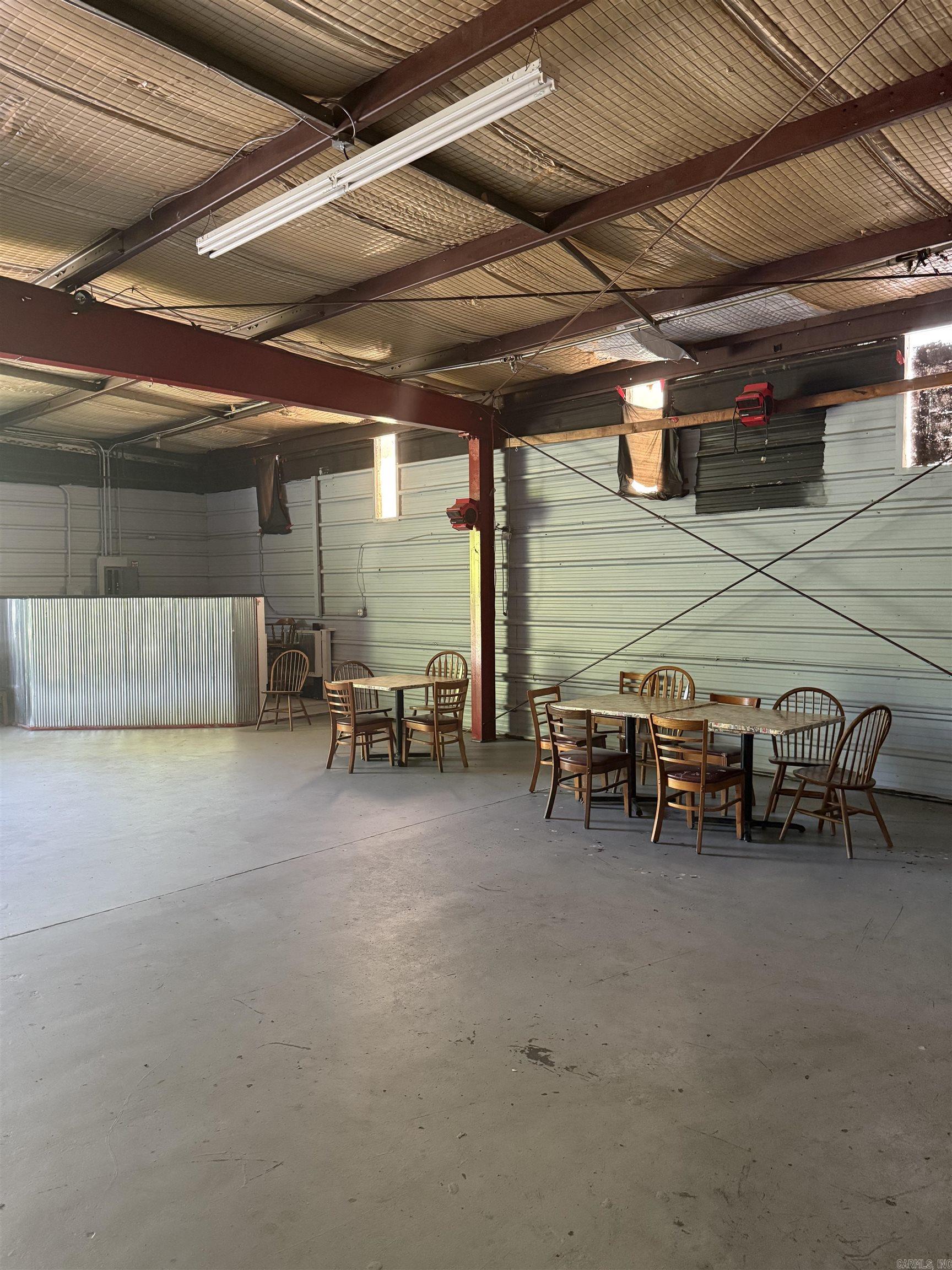 616 N Main St  Stuttgart, AR