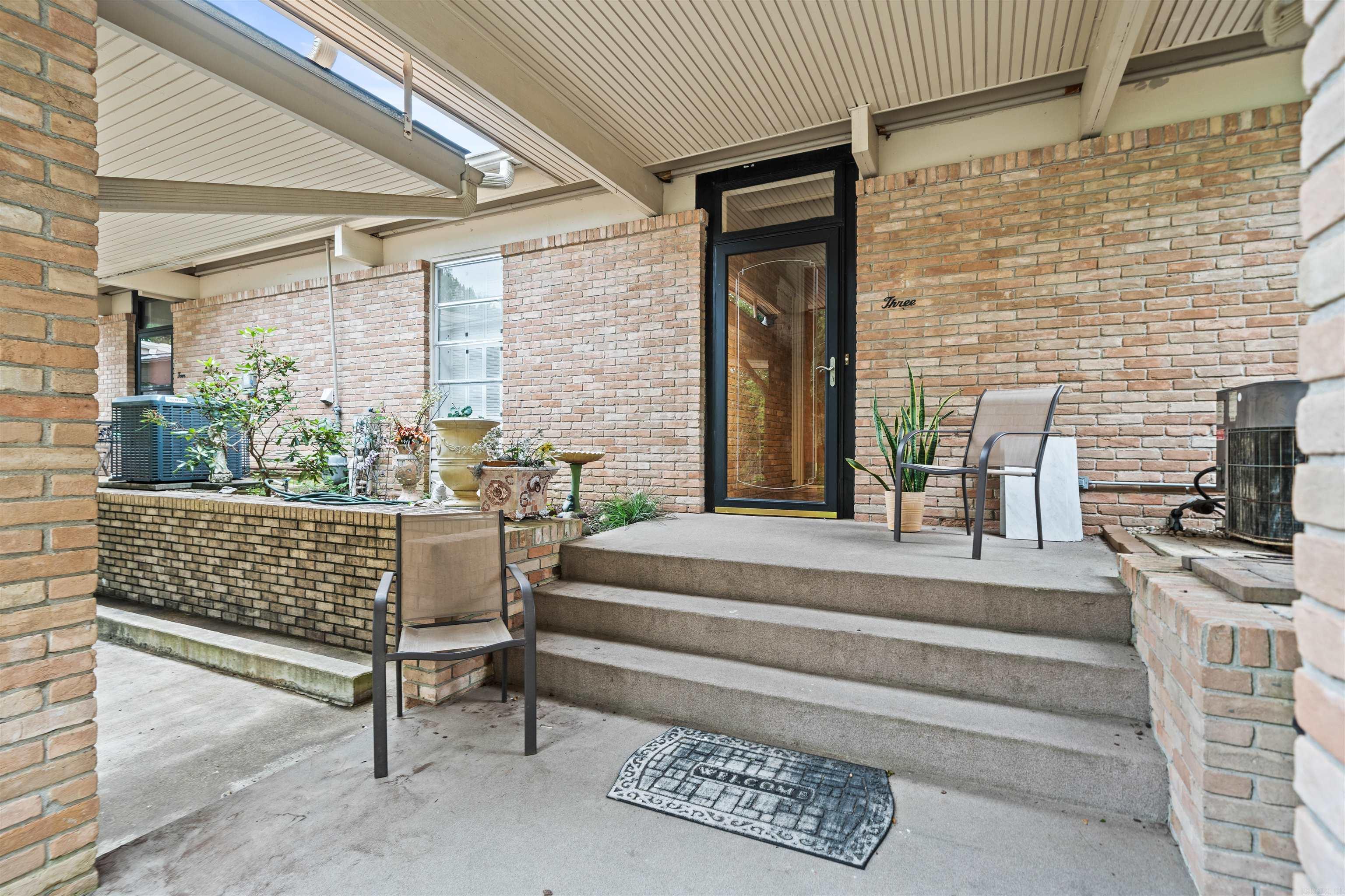 575  Belvedere  Hot Springs, AR