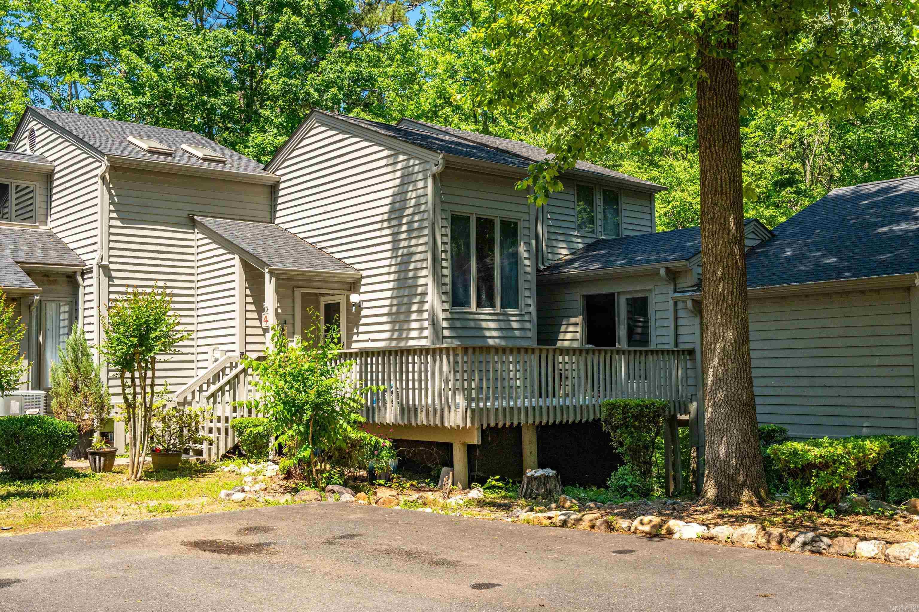 90  Silver Point Unit 4  Mount Ida, AR