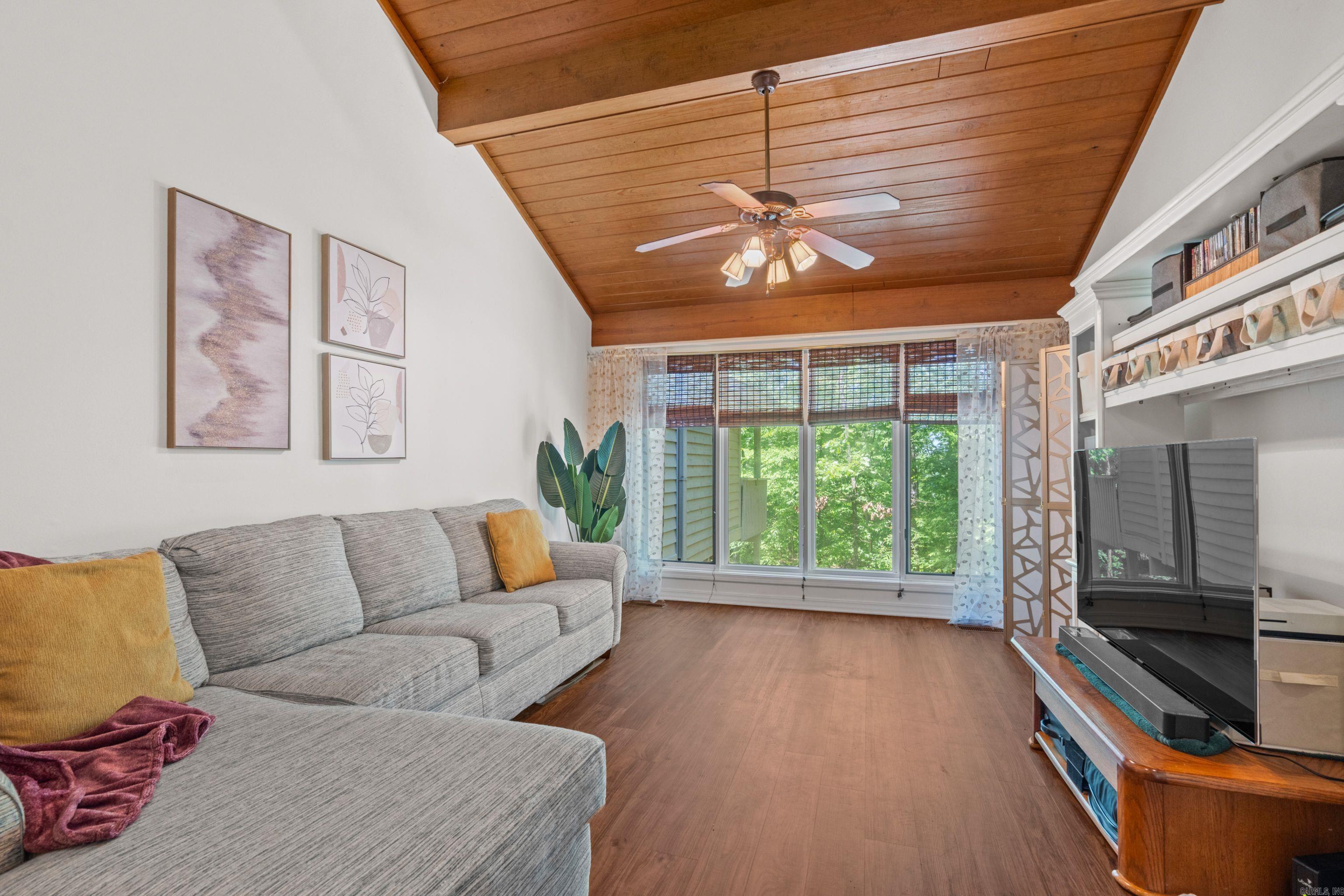 90  Silver Point Unit 4  Mount Ida, AR