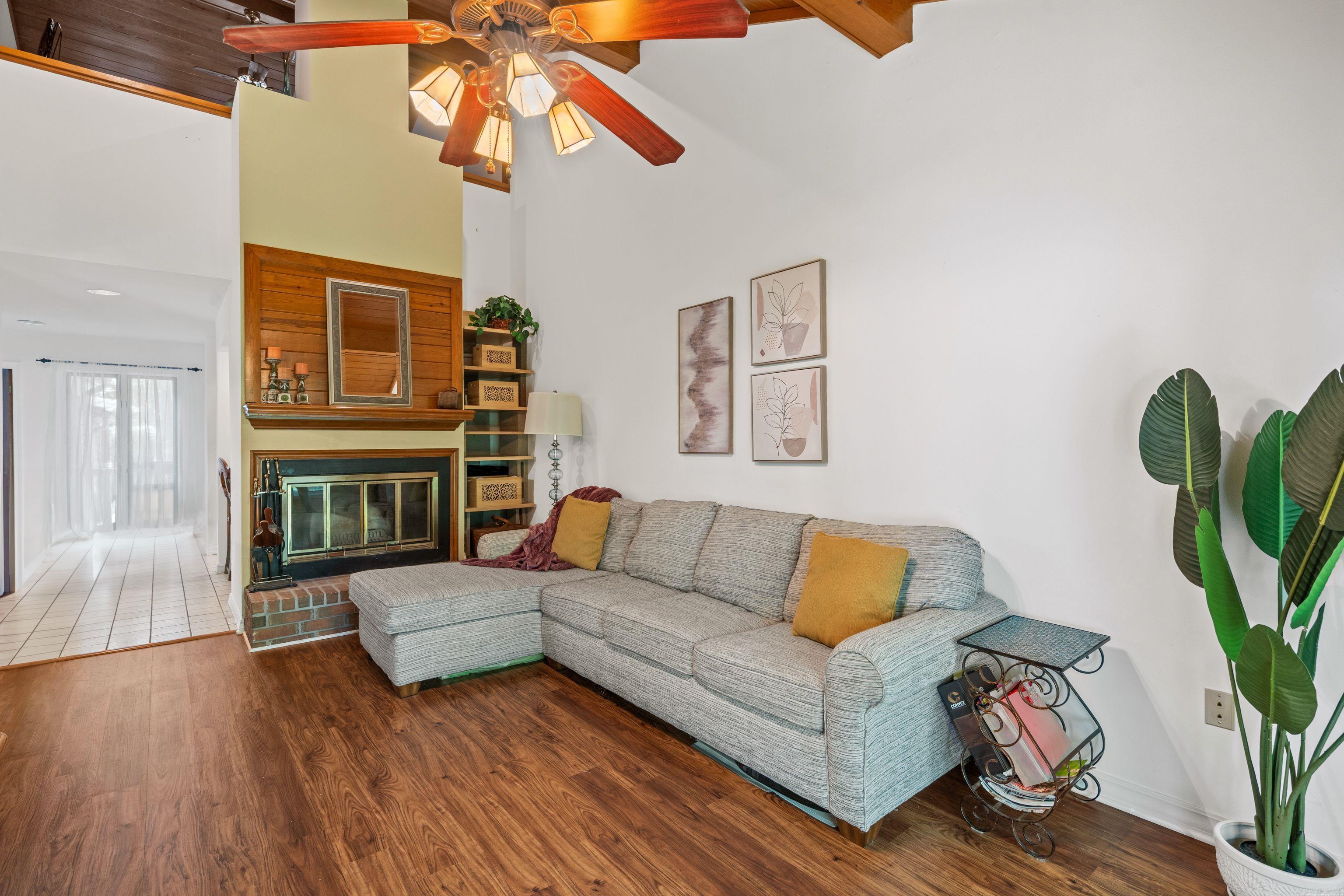 90  Silver Point Unit 4  Mount Ida, AR