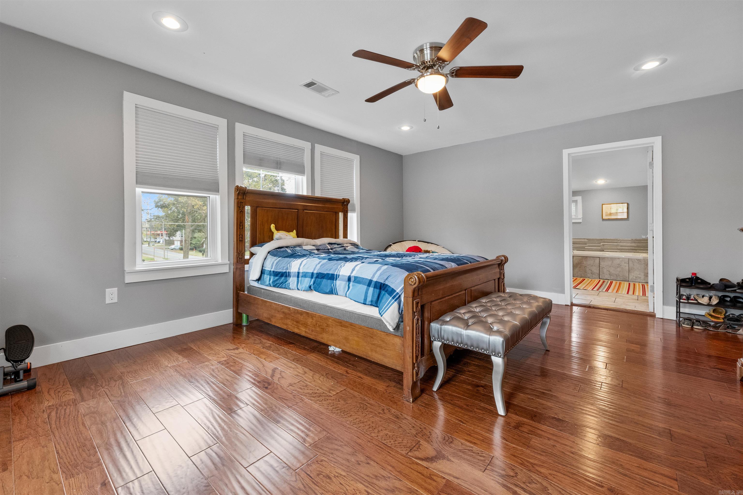 219 W D Ave.  North Little Rock, AR