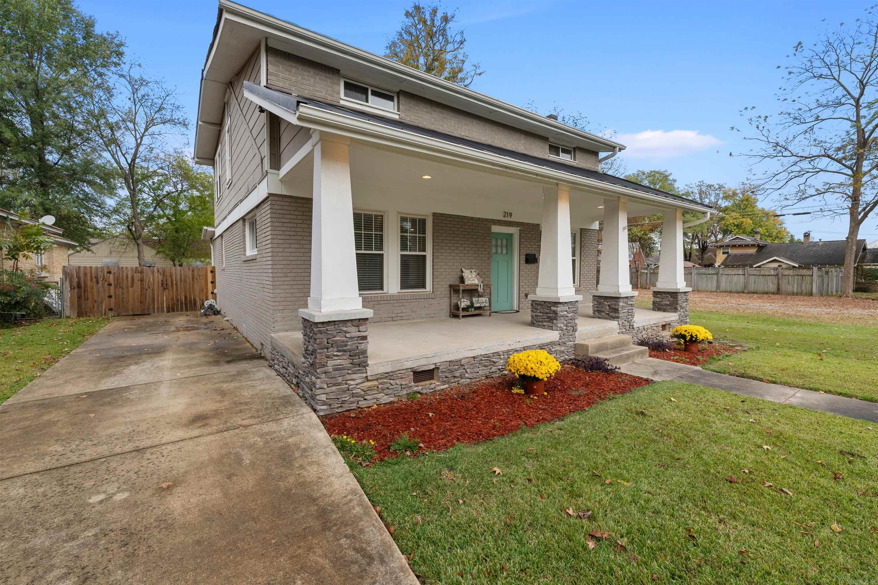 219 W D Ave.  North Little Rock, AR