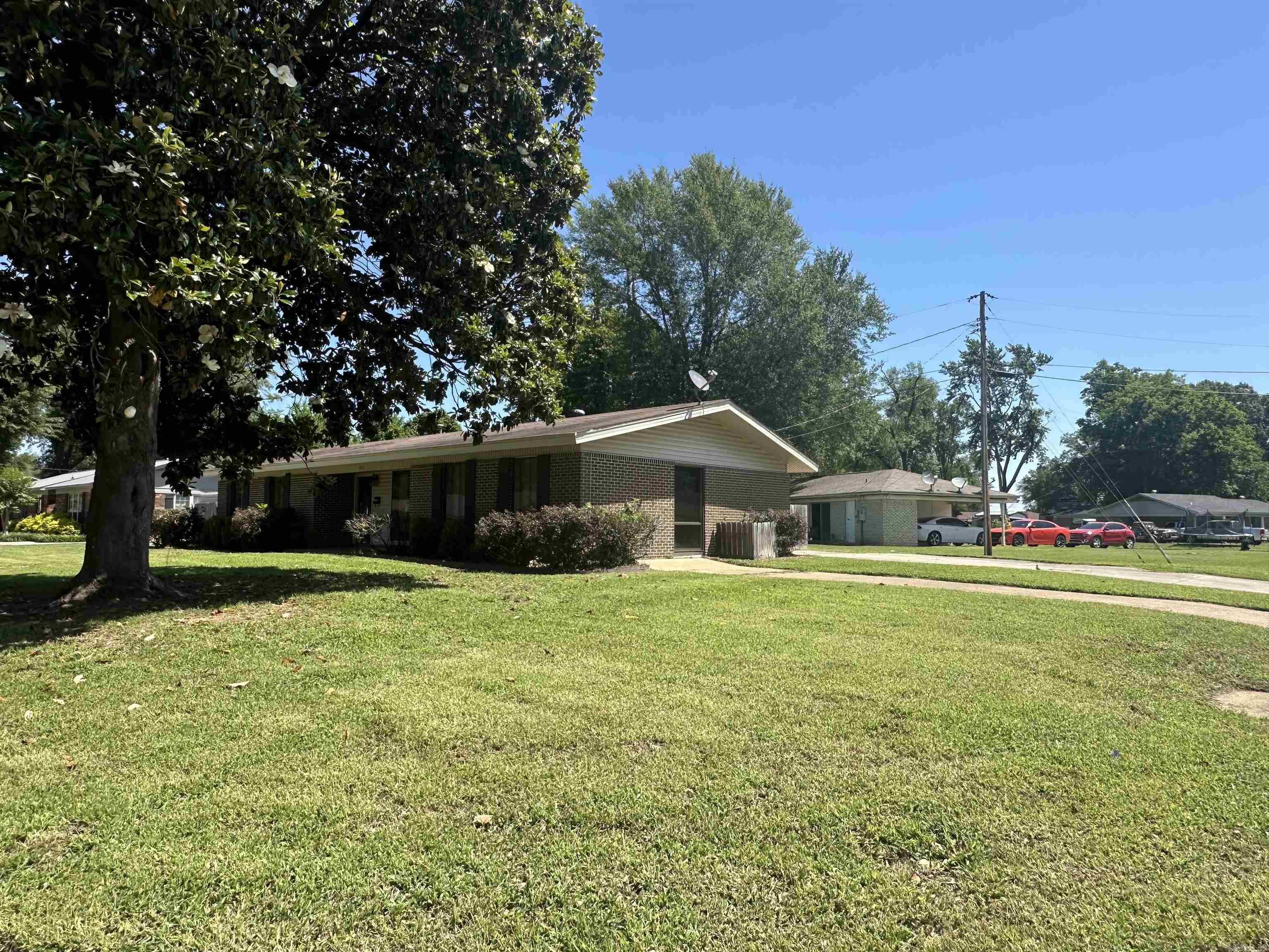 213 S ADCOCK  Dumas, AR