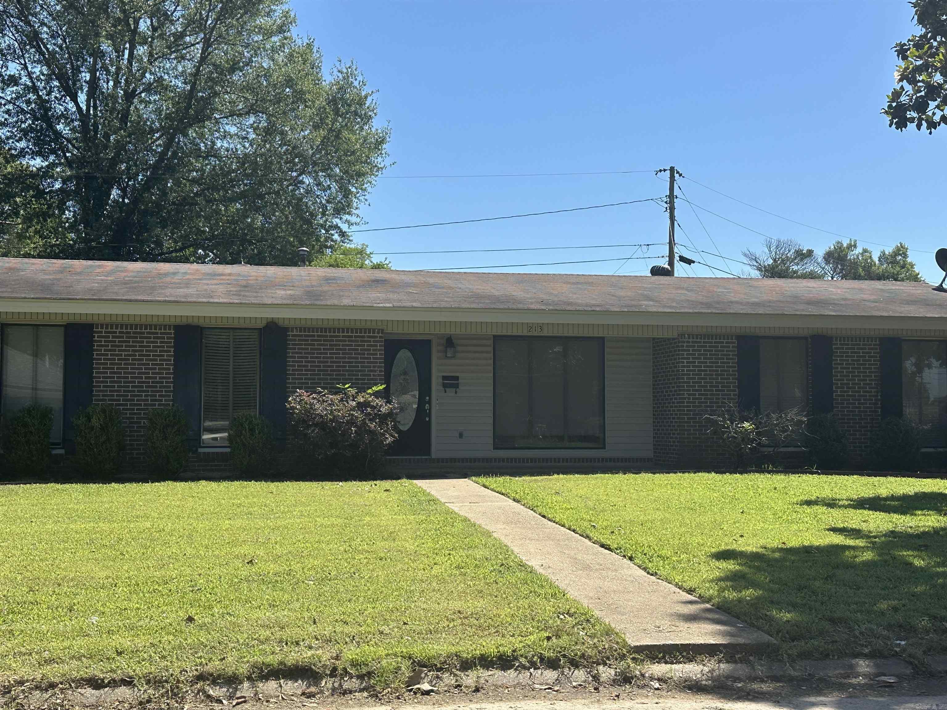 213 S ADCOCK  Dumas, AR