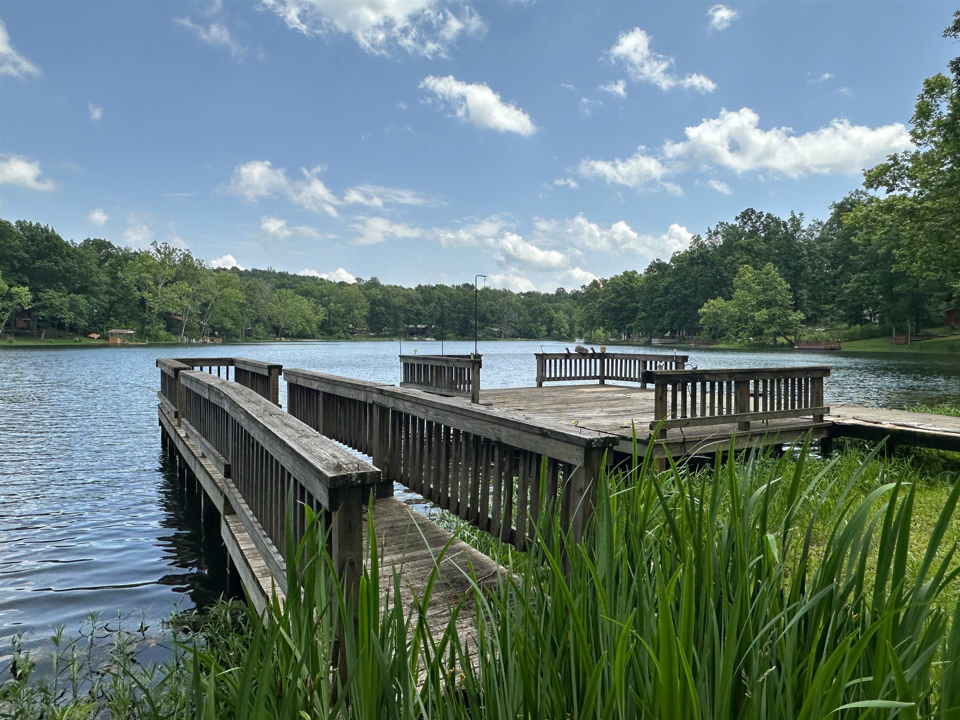 33 W Lakeshore  Cherokee Village, AR
