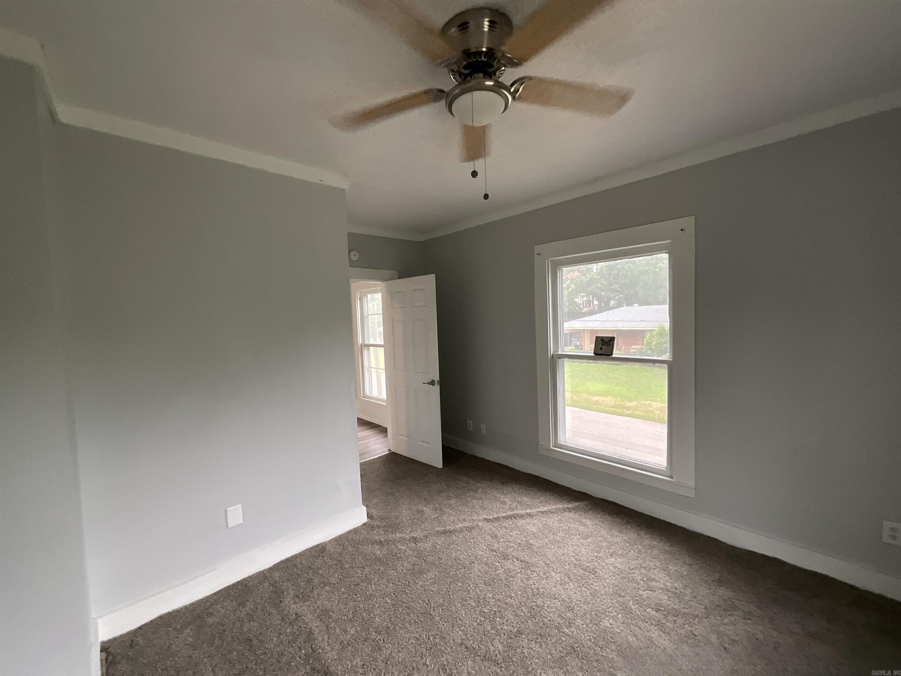 301 W Frazior  Linden, TX