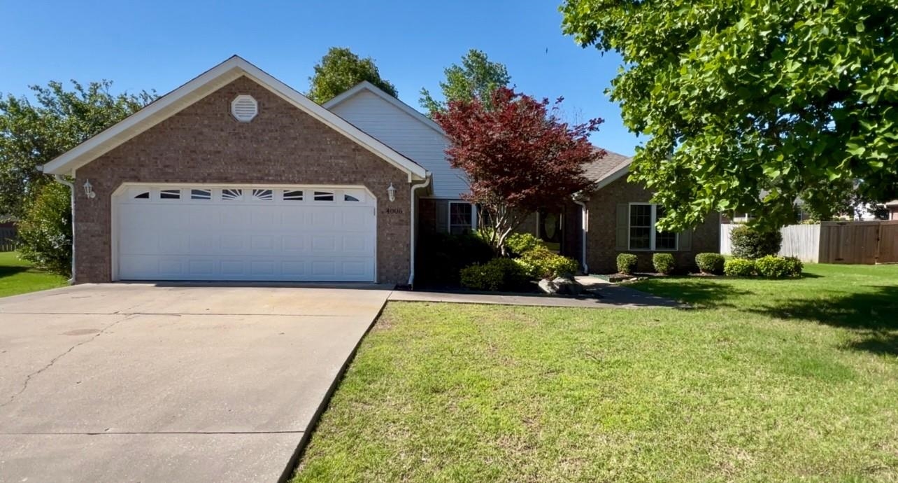 4006  Lori Spence  Paragould, AR