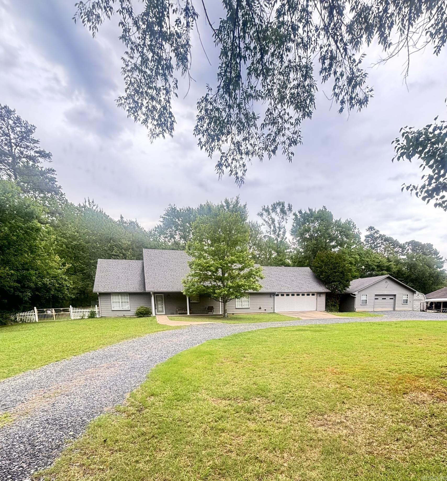 1516  Wildwood  Mena, AR