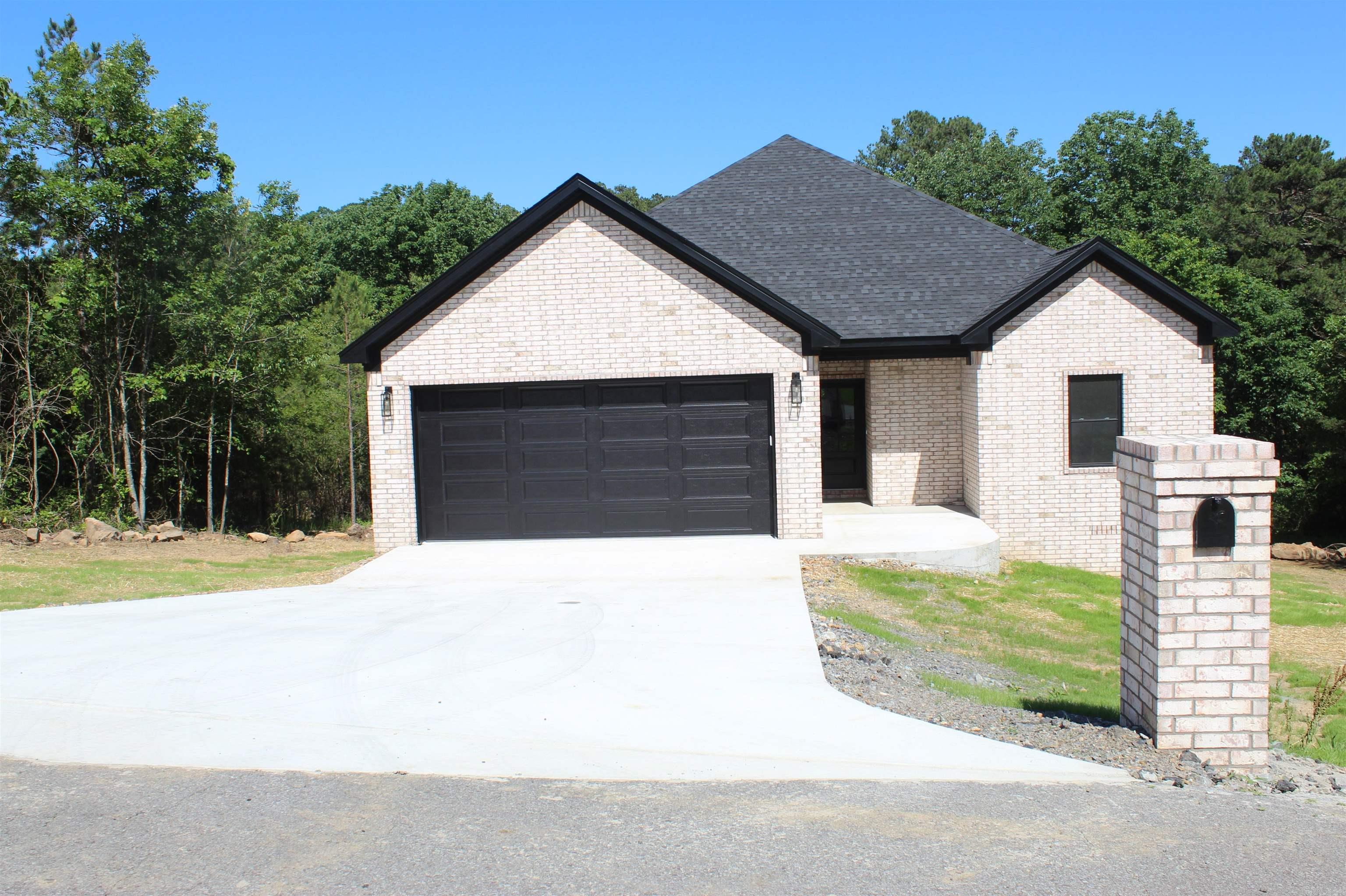 1401  Roes Ridge  Heber Springs, AR