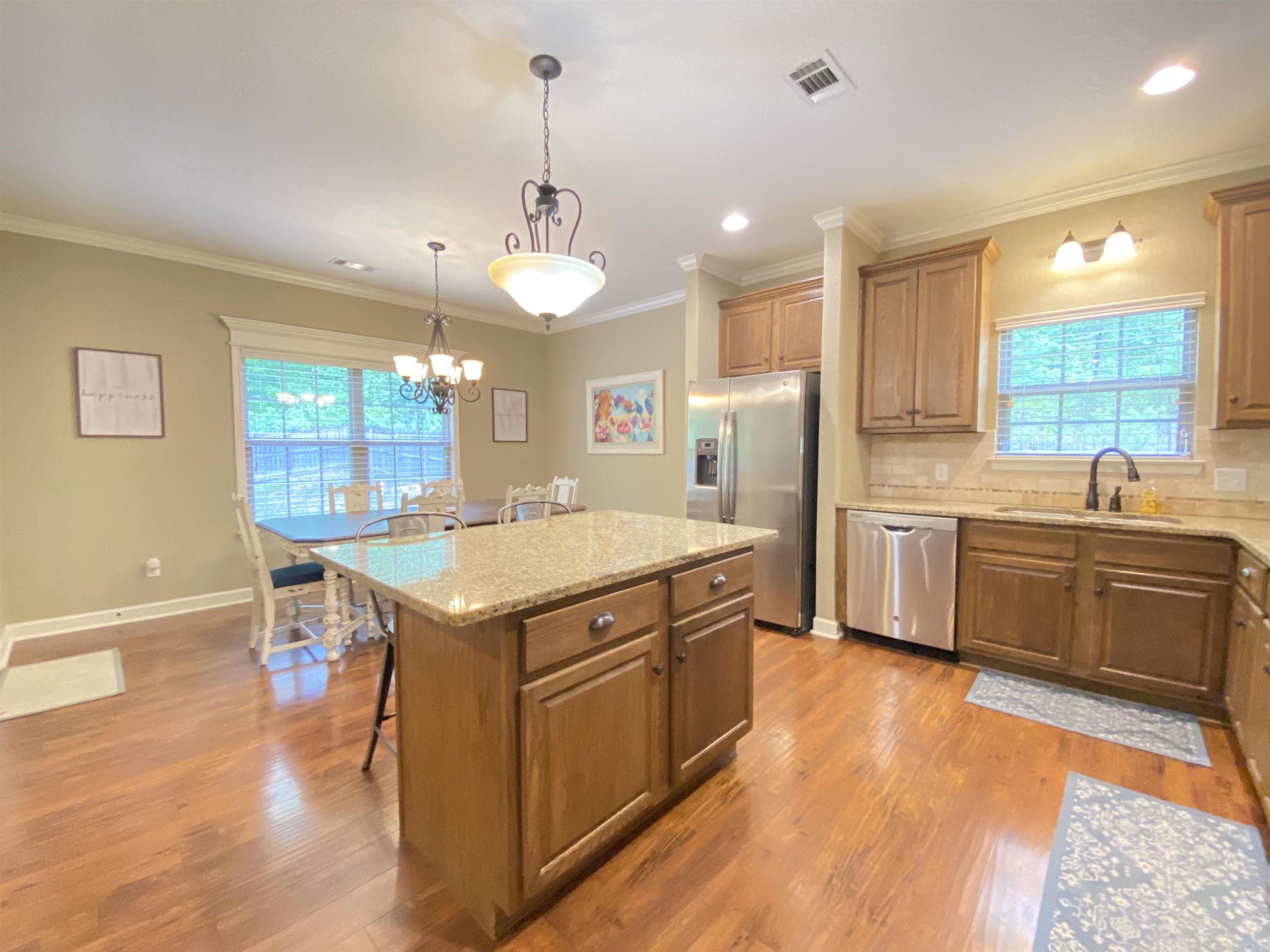 3008  Lilly  Benton, AR