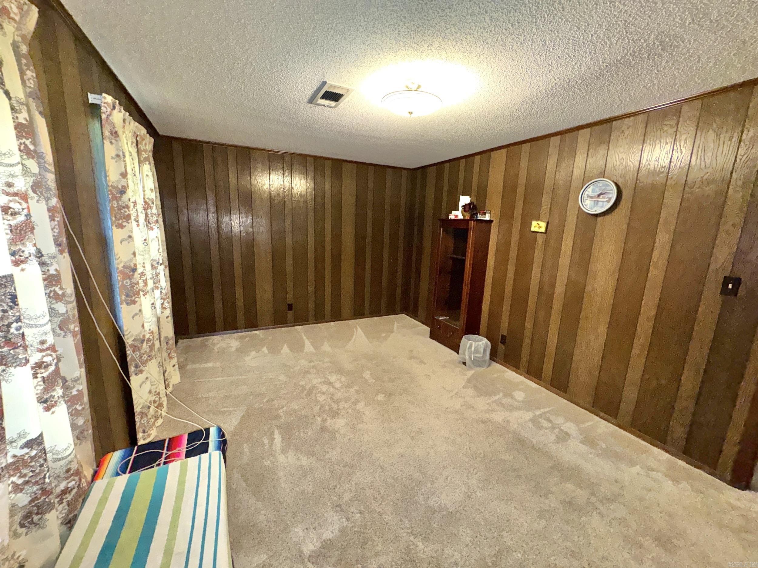 3061 W Highway 84  Umpire, AR