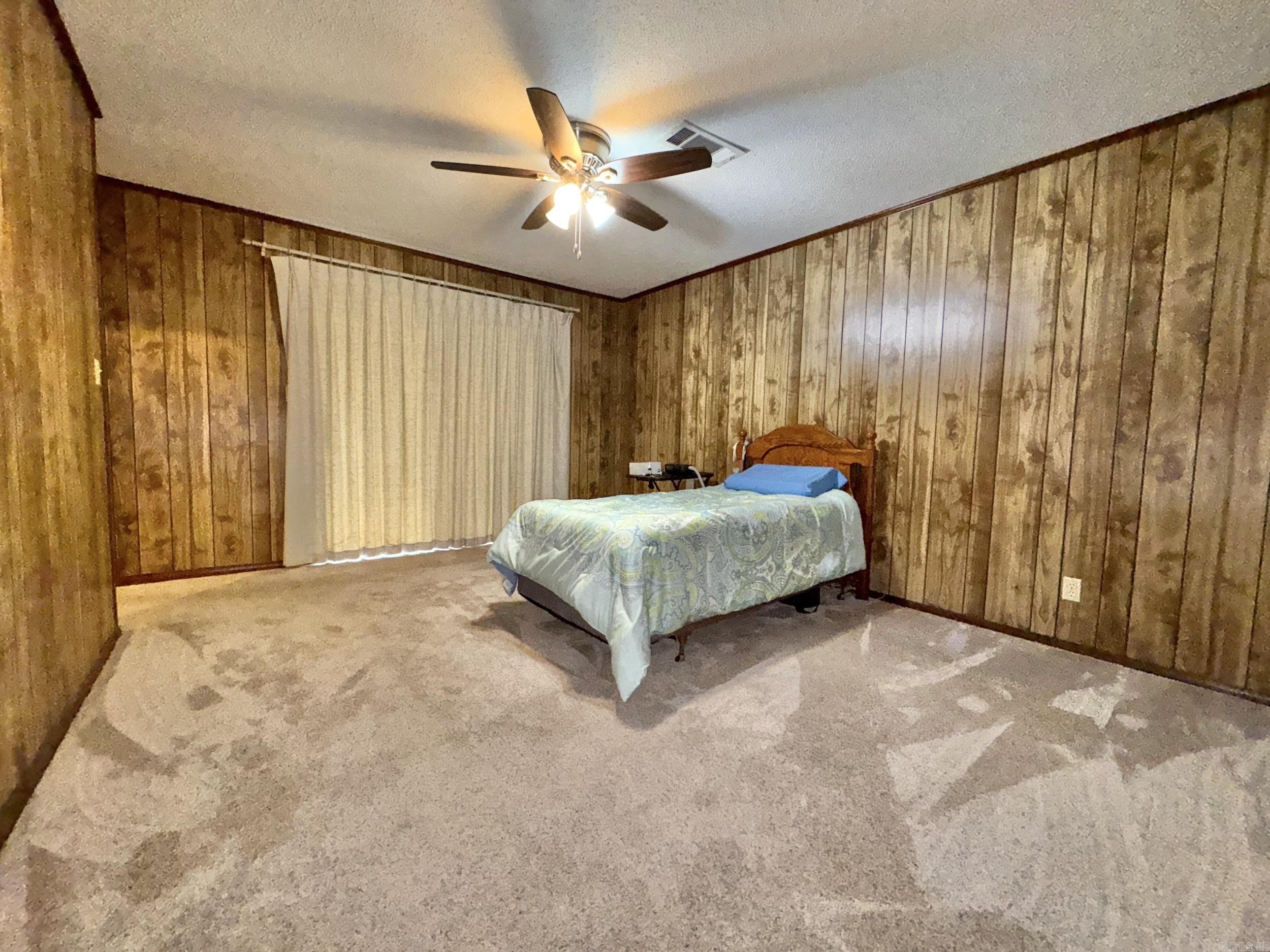 3061 W Highway 84  Umpire, AR