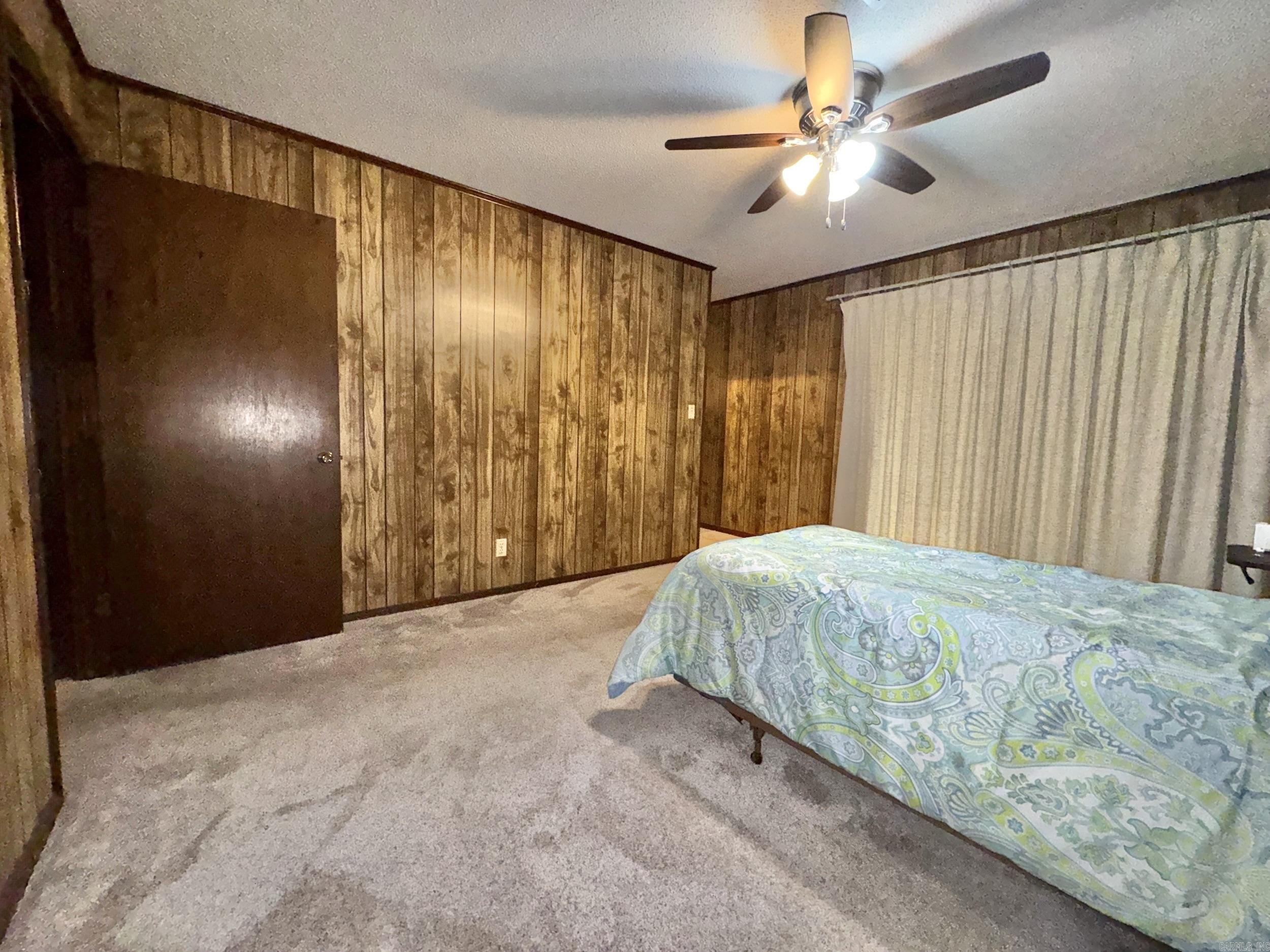 3061 W Highway 84  Umpire, AR