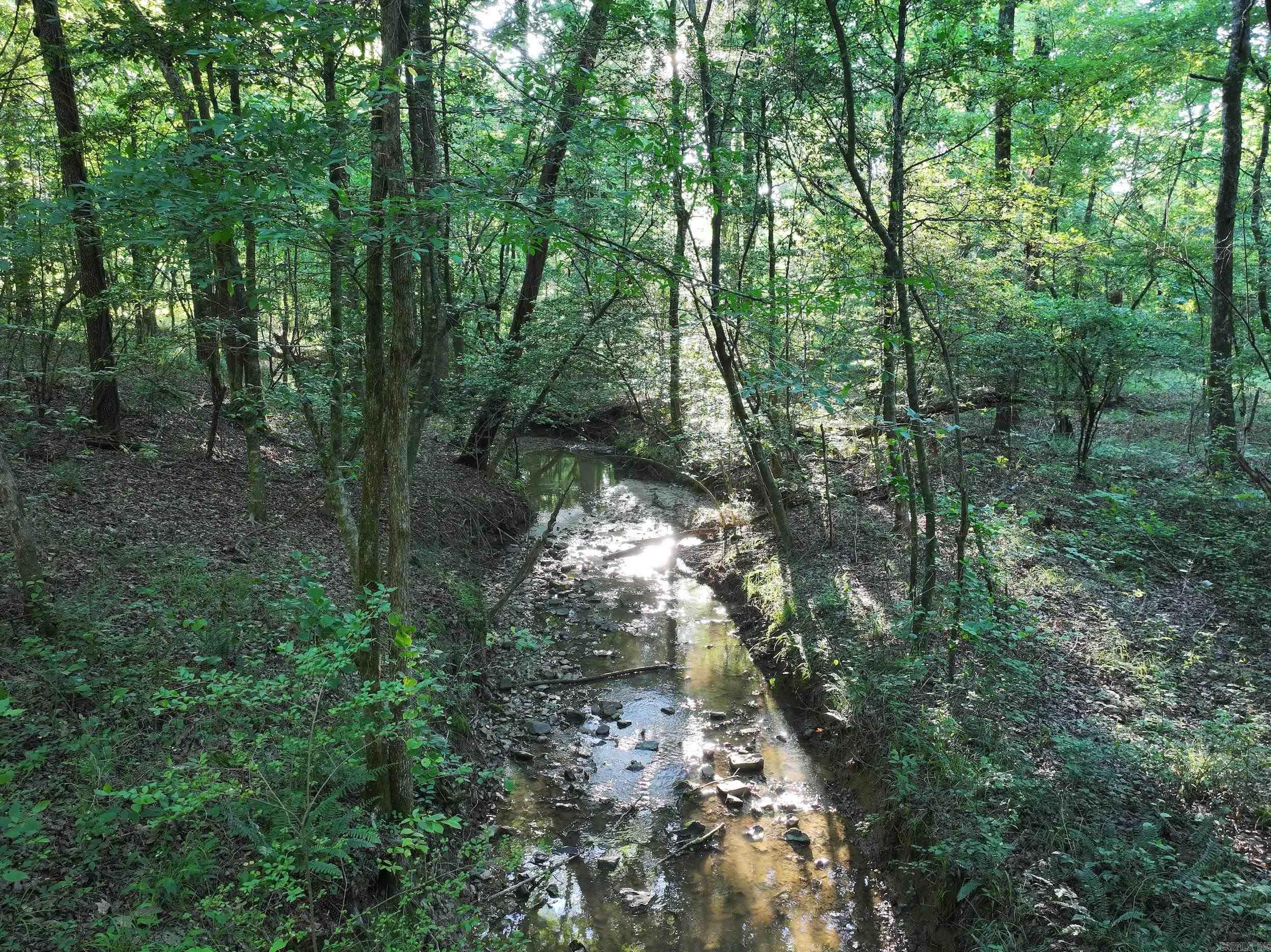 3061 W Highway 84  Umpire, AR