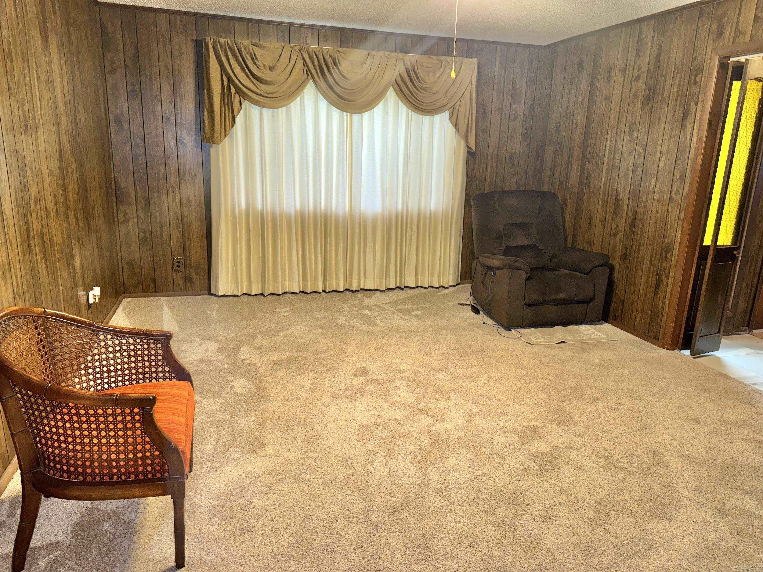 3061 W Highway 84  Umpire, AR