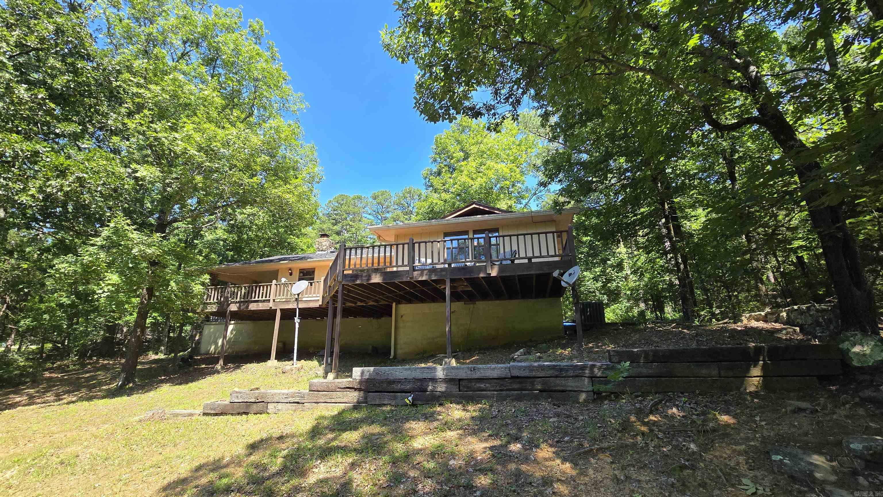219  Dunlop  Fairfield Bay, AR