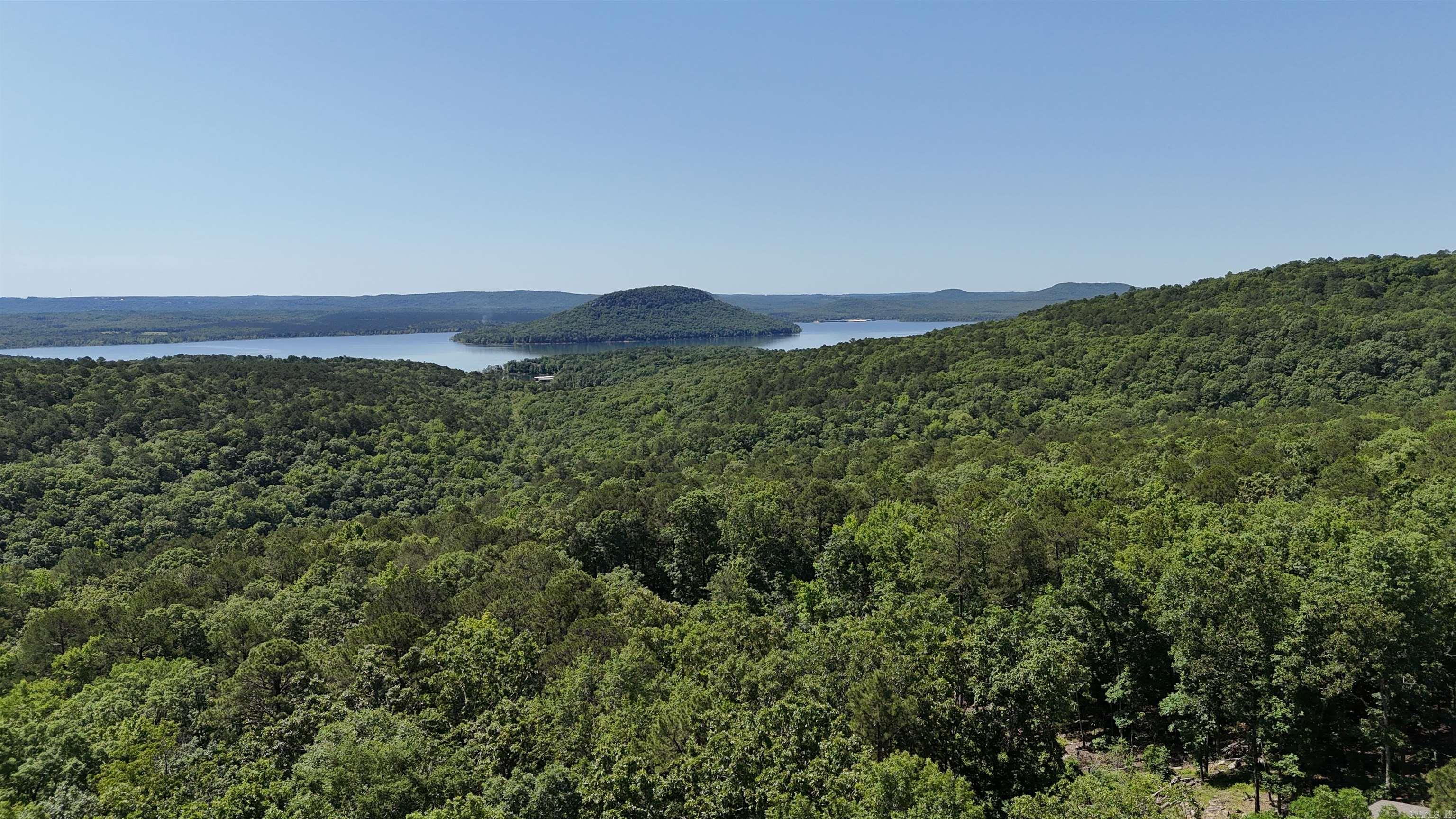 219  Dunlop  Fairfield Bay, AR