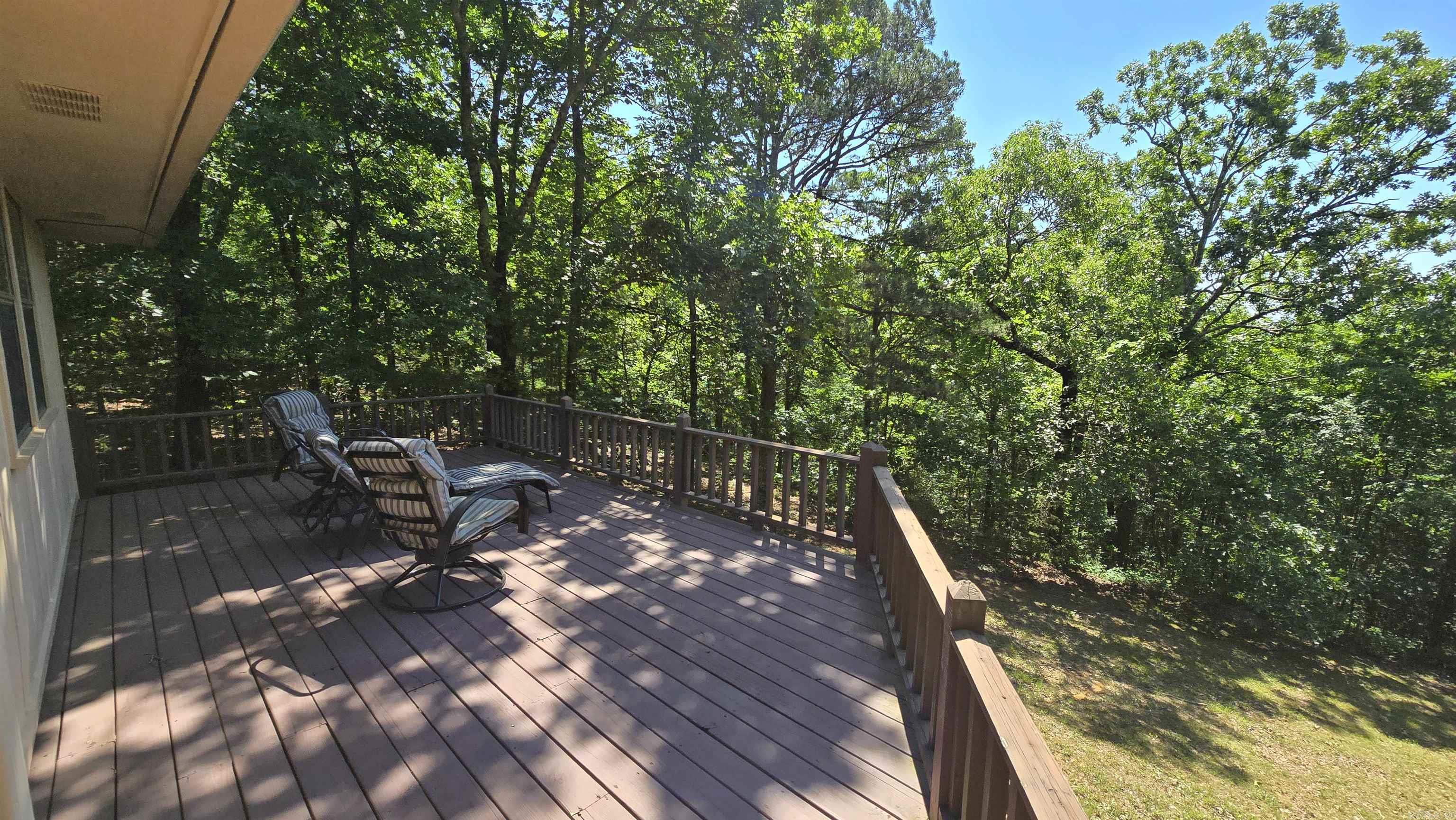219  Dunlop  Fairfield Bay, AR