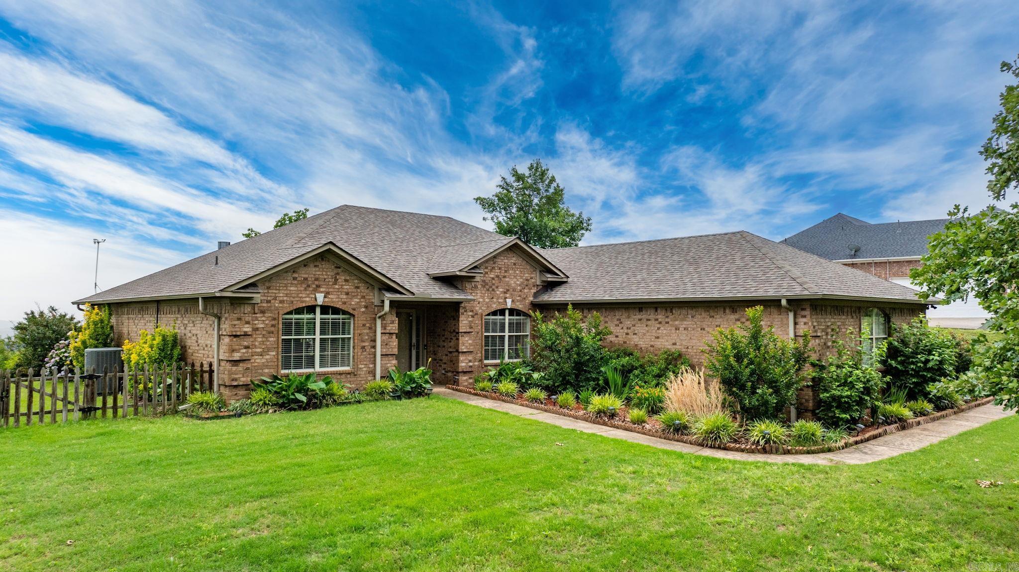40  Pine Mountain Dr  Conway, AR