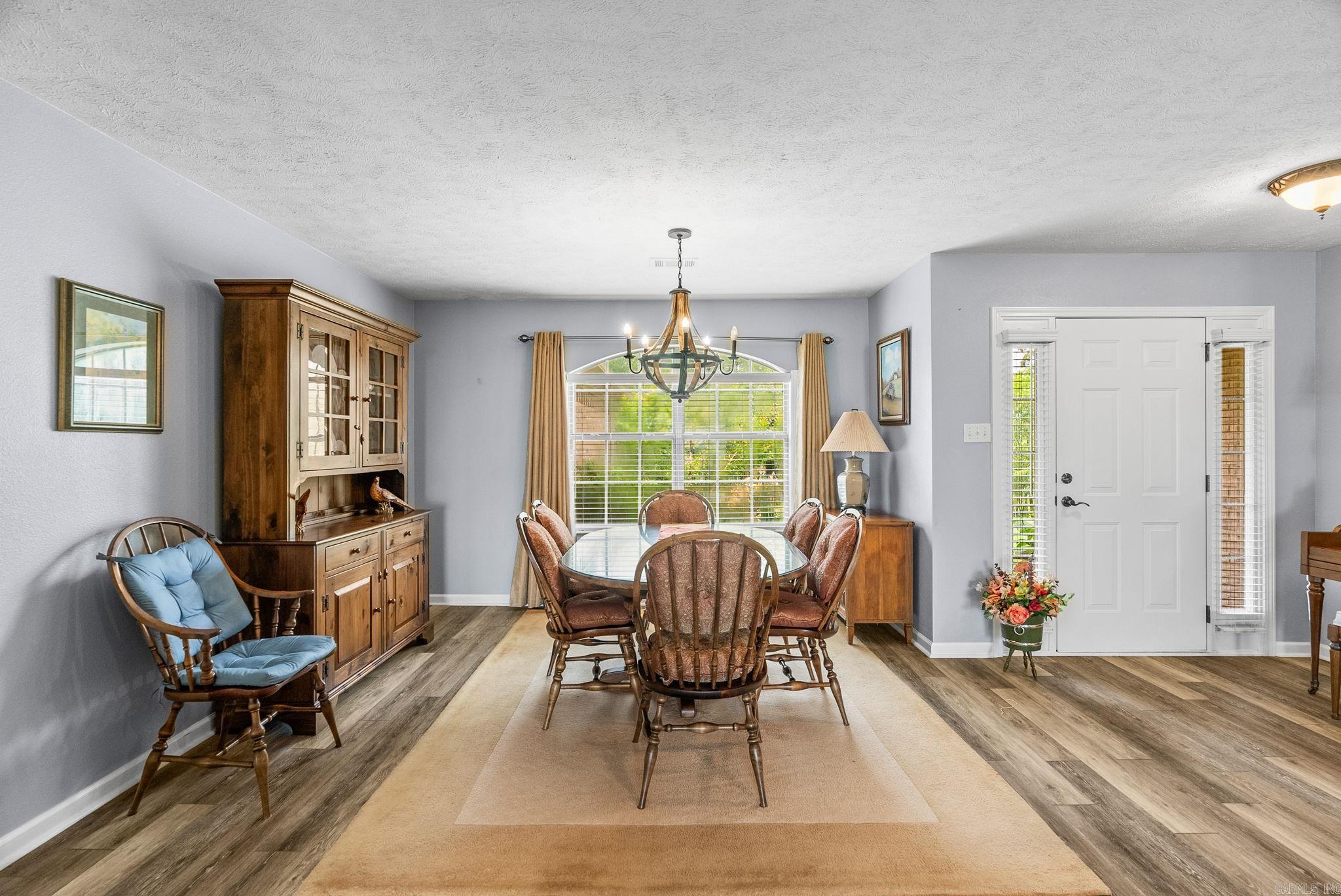 40  Pine Mountain Dr  Conway, AR