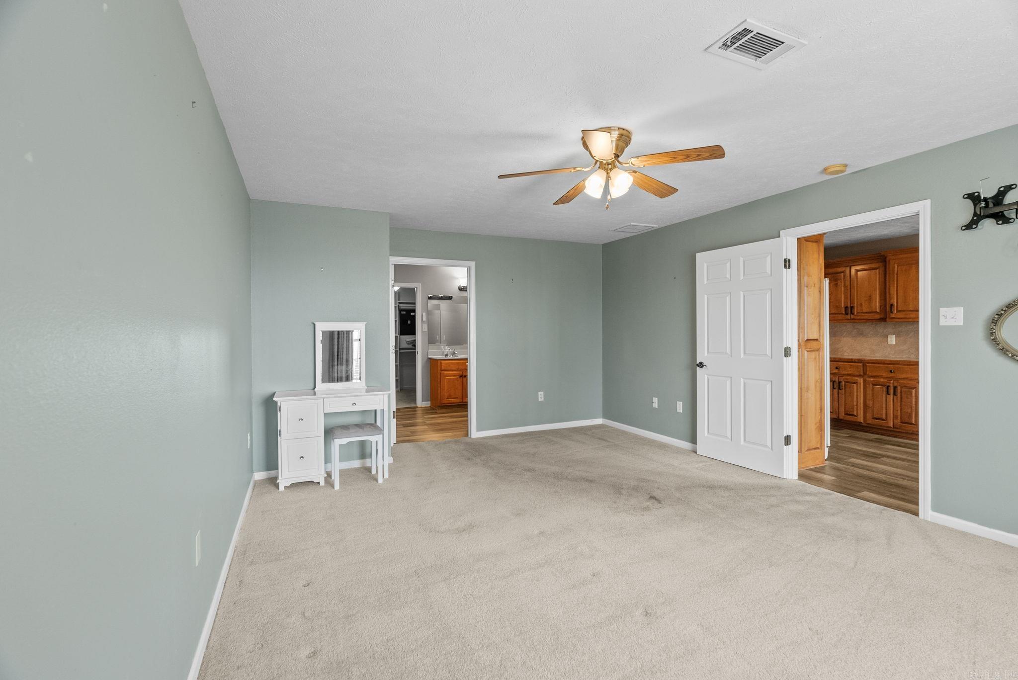 40  Pine Mountain Dr  Conway, AR