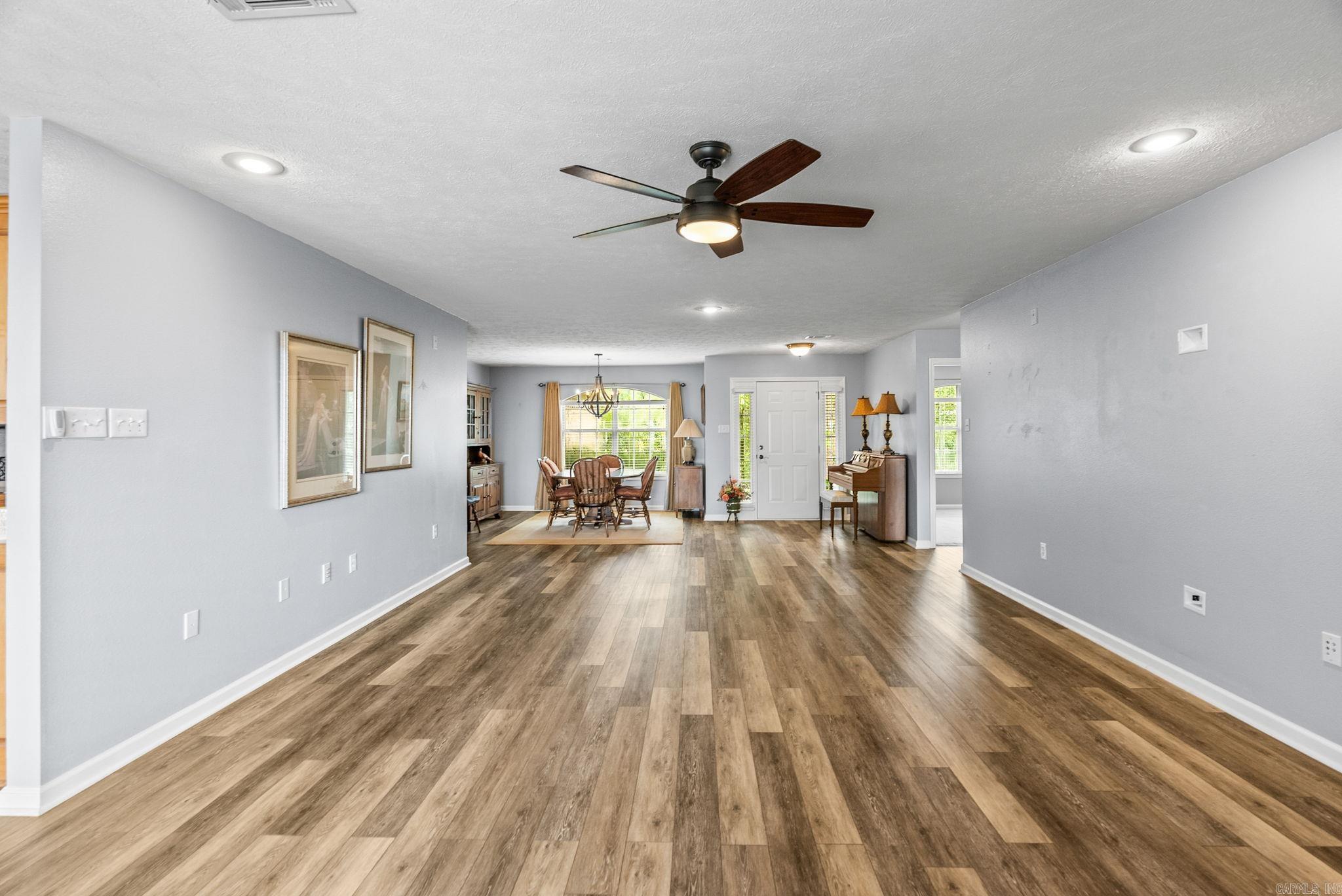 40  Pine Mountain Dr  Conway, AR