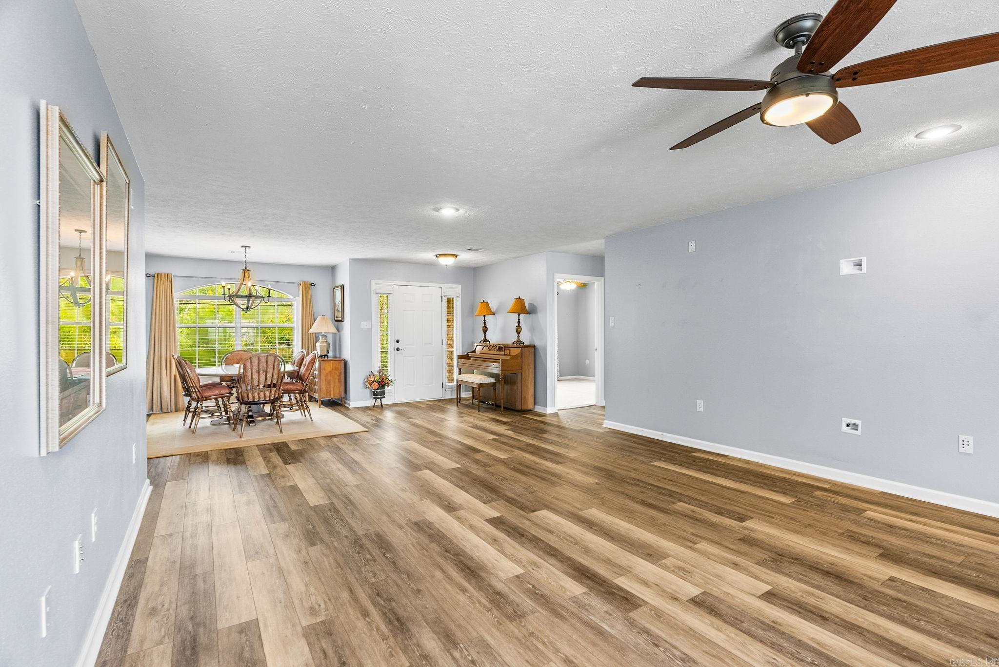 40  Pine Mountain Dr  Conway, AR