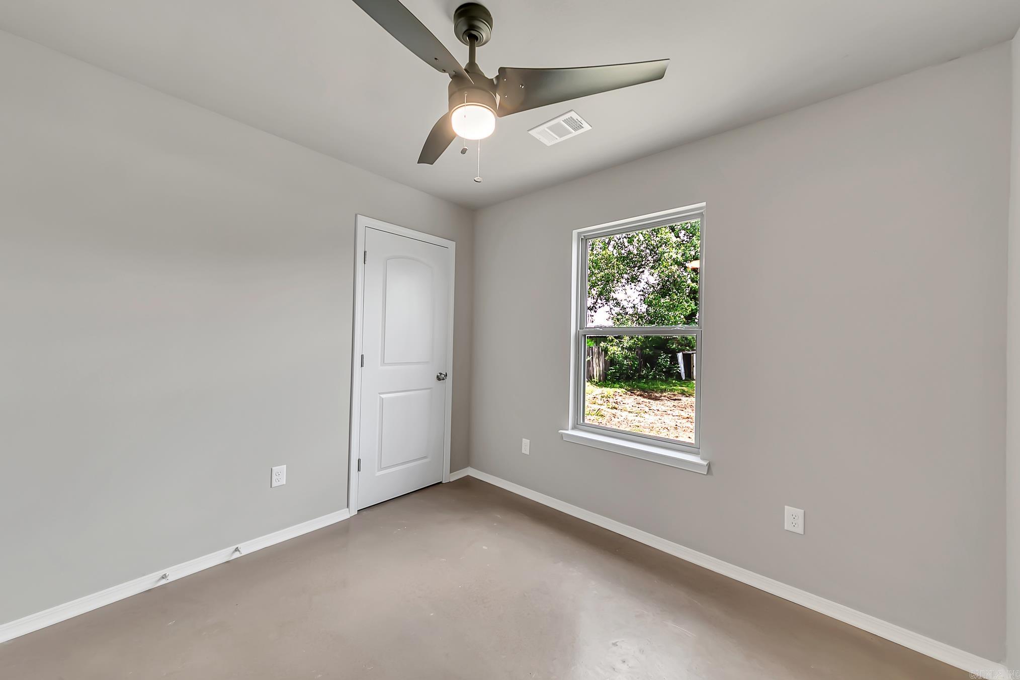 707 N 3RD Street Cabot, AR 72023