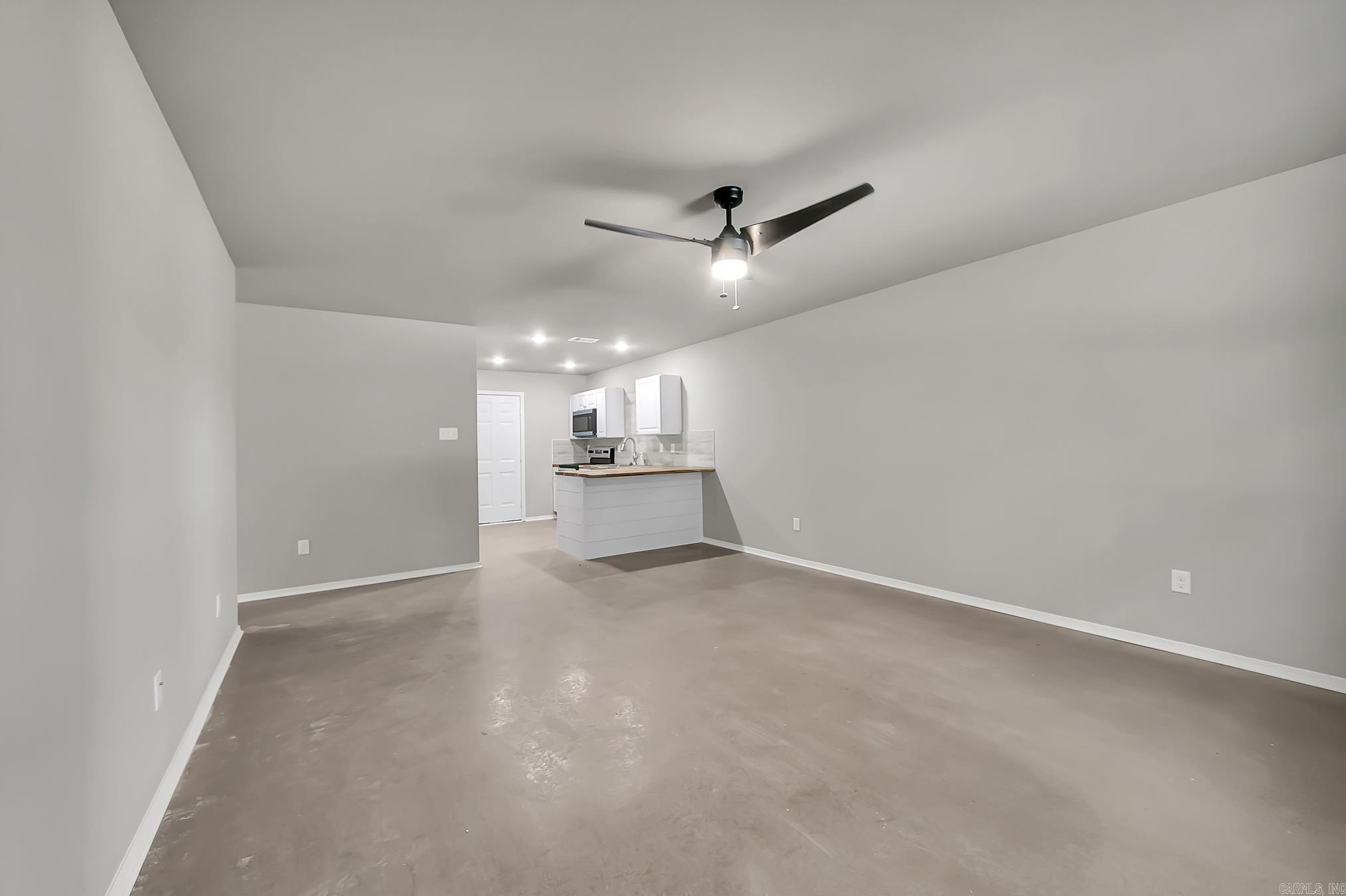 707 N 3RD Street Cabot, AR 72023