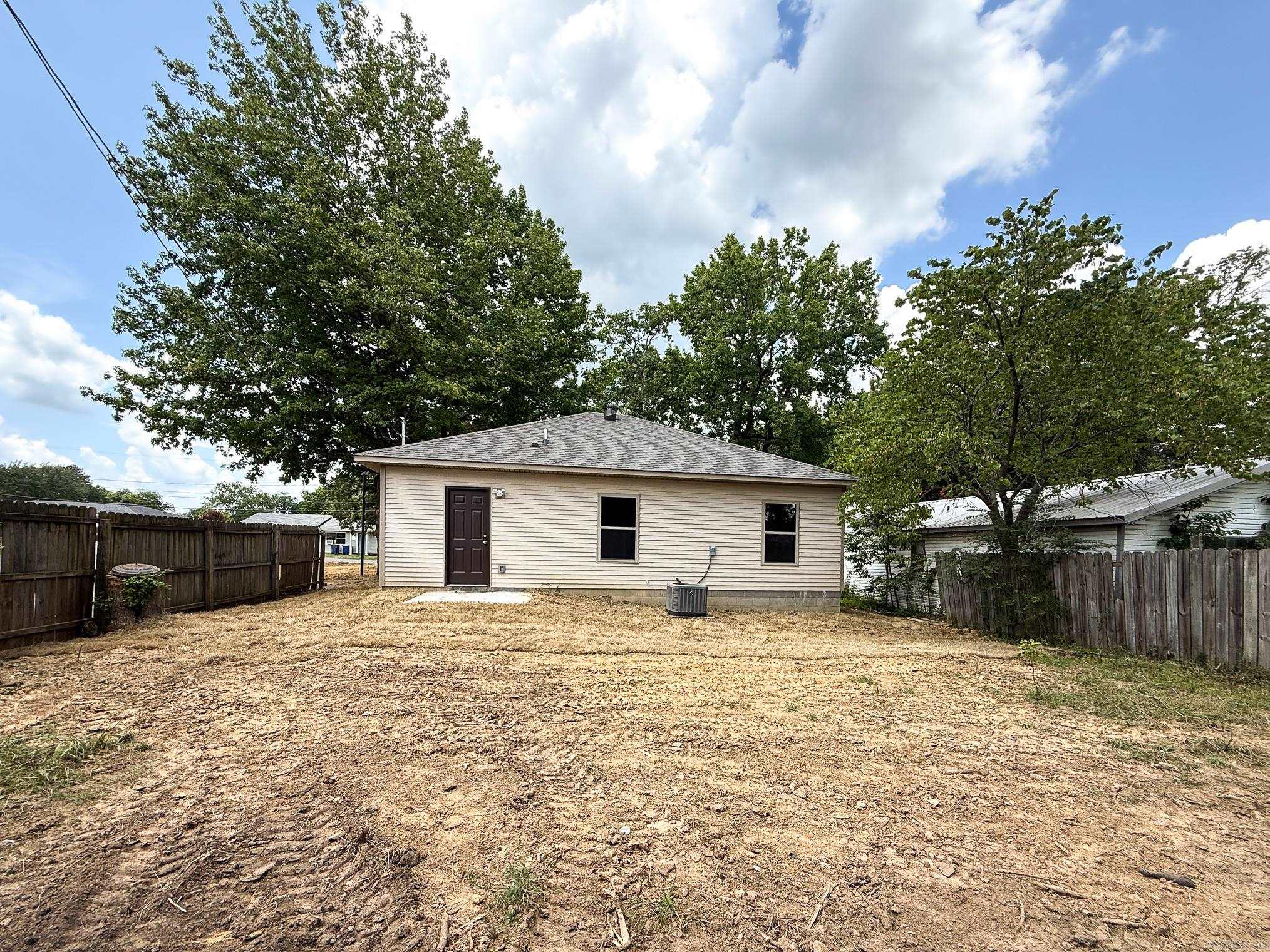 707 N 3RD Street Cabot, AR 72023