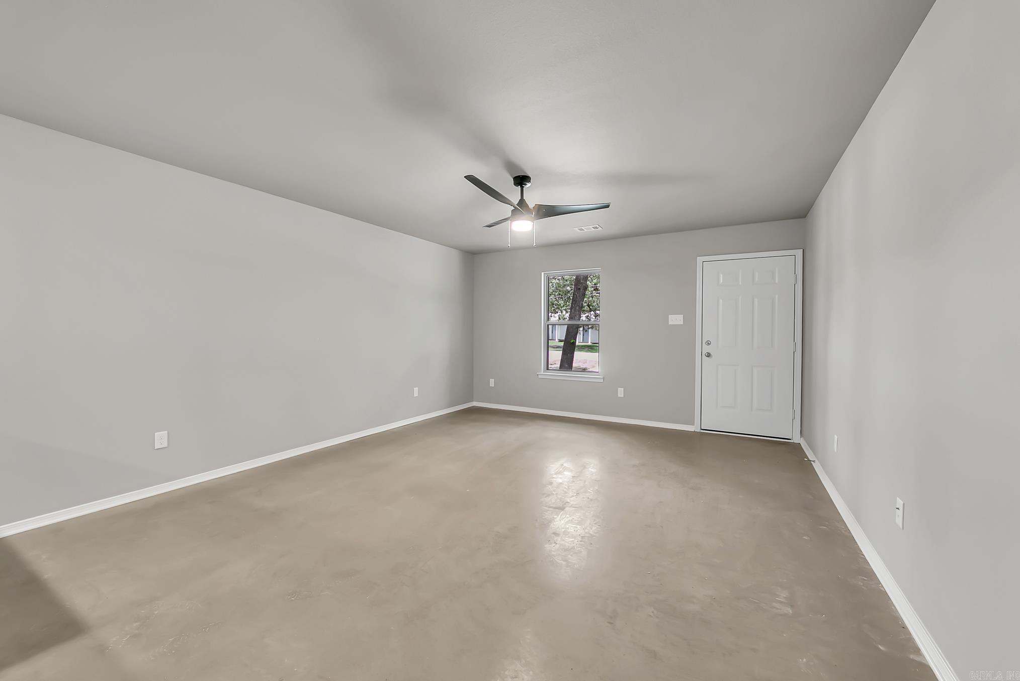 707 N 3RD Street Cabot, AR 72023