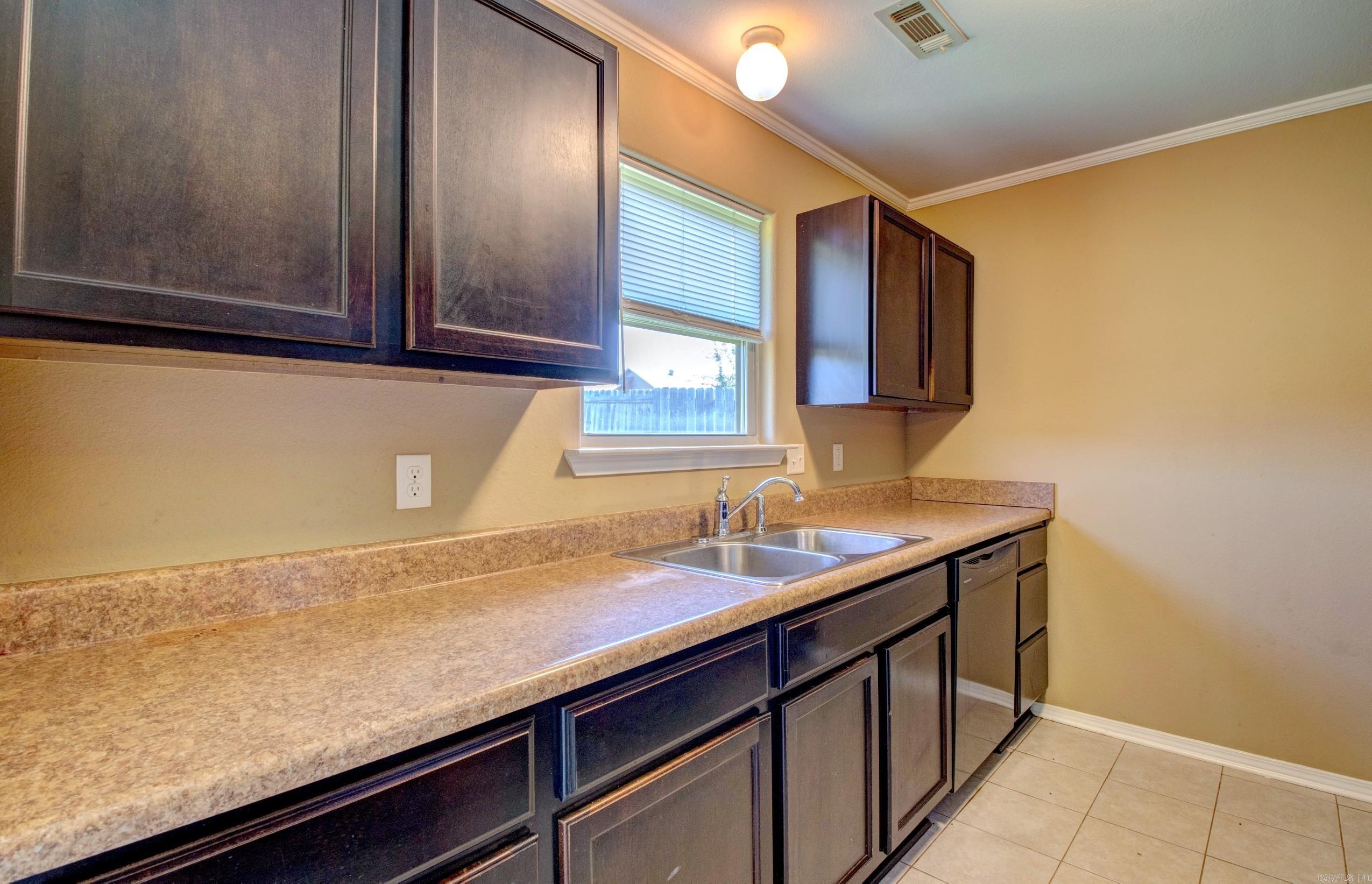 9808  Lanehart  Little Rock, AR