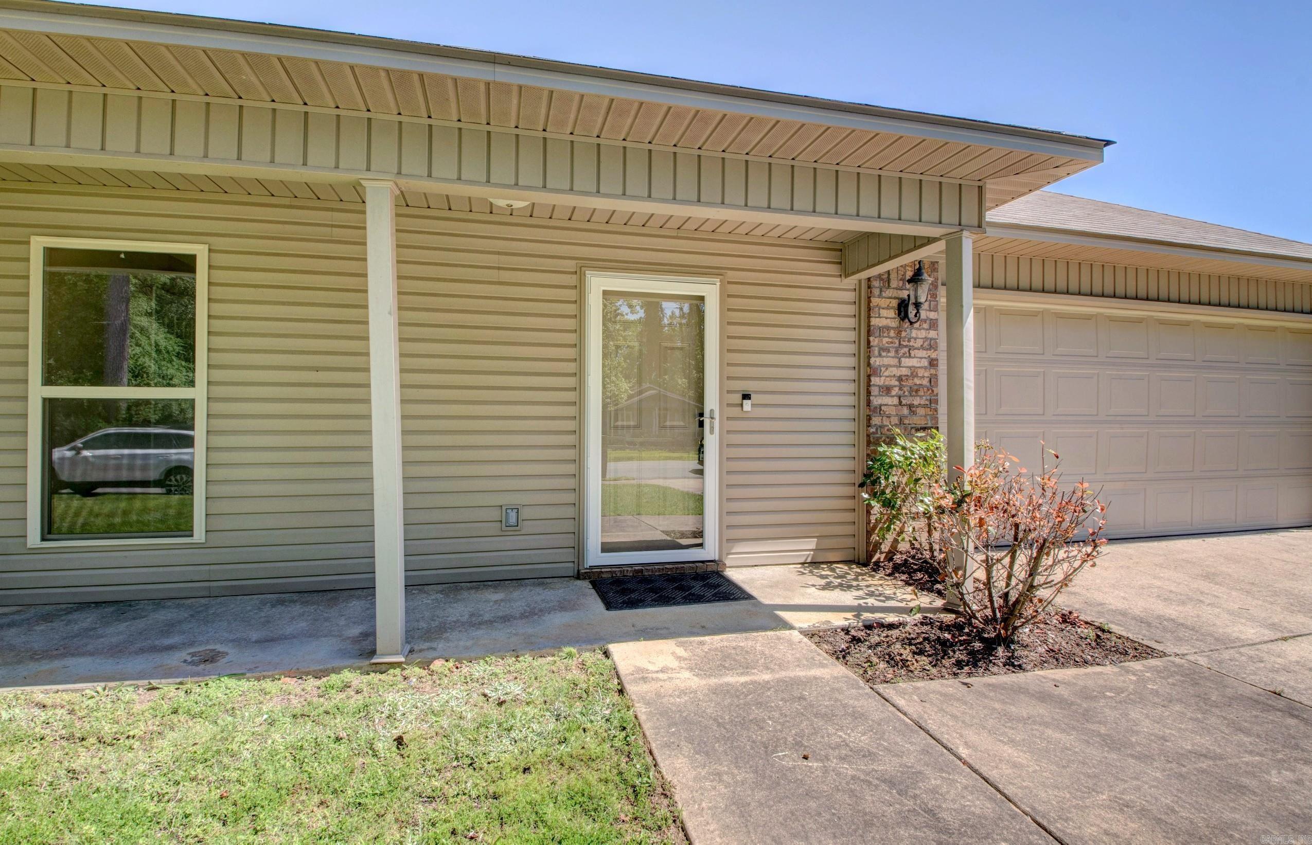 9808  Lanehart  Little Rock, AR
