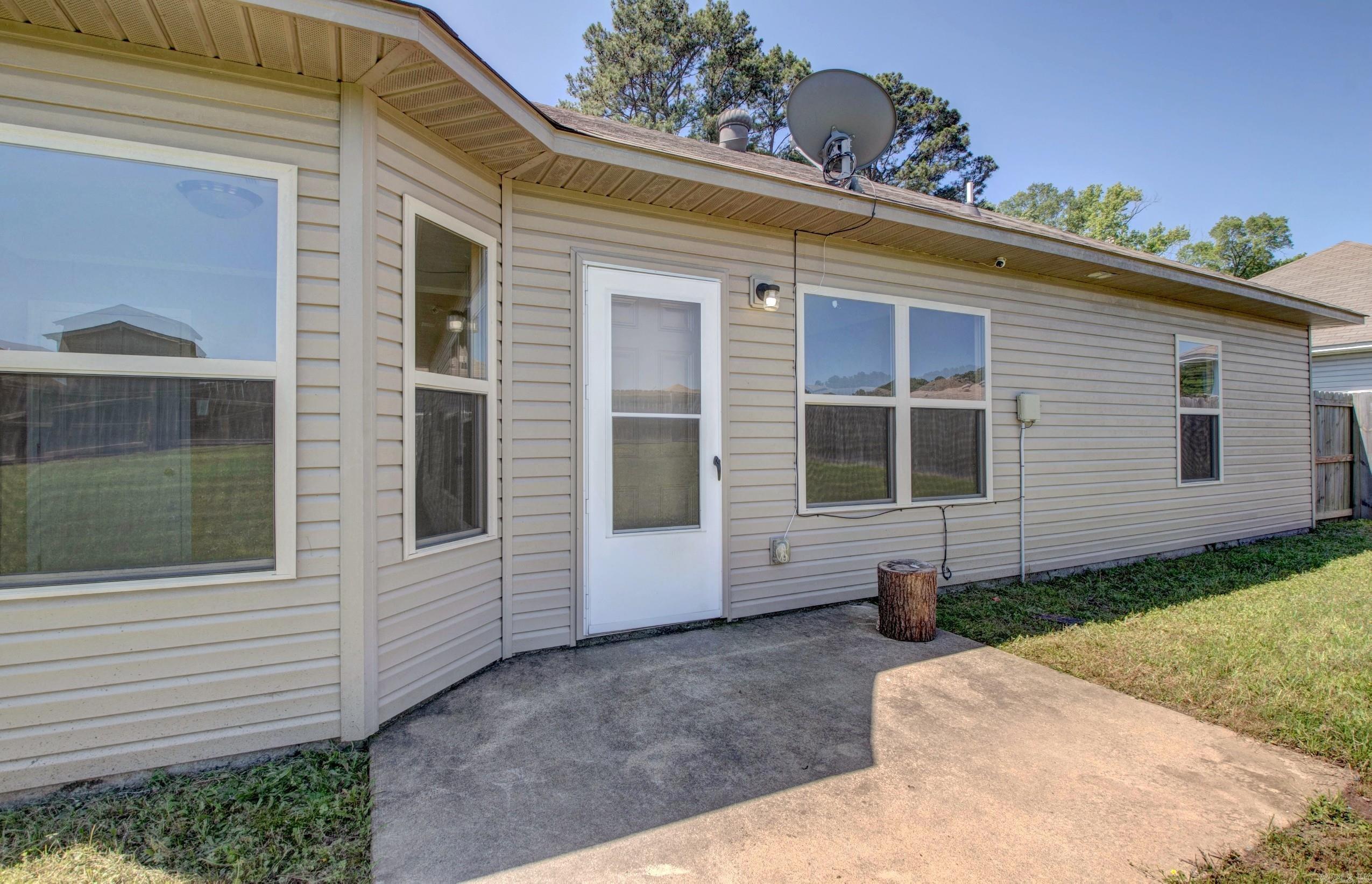 9808  Lanehart  Little Rock, AR