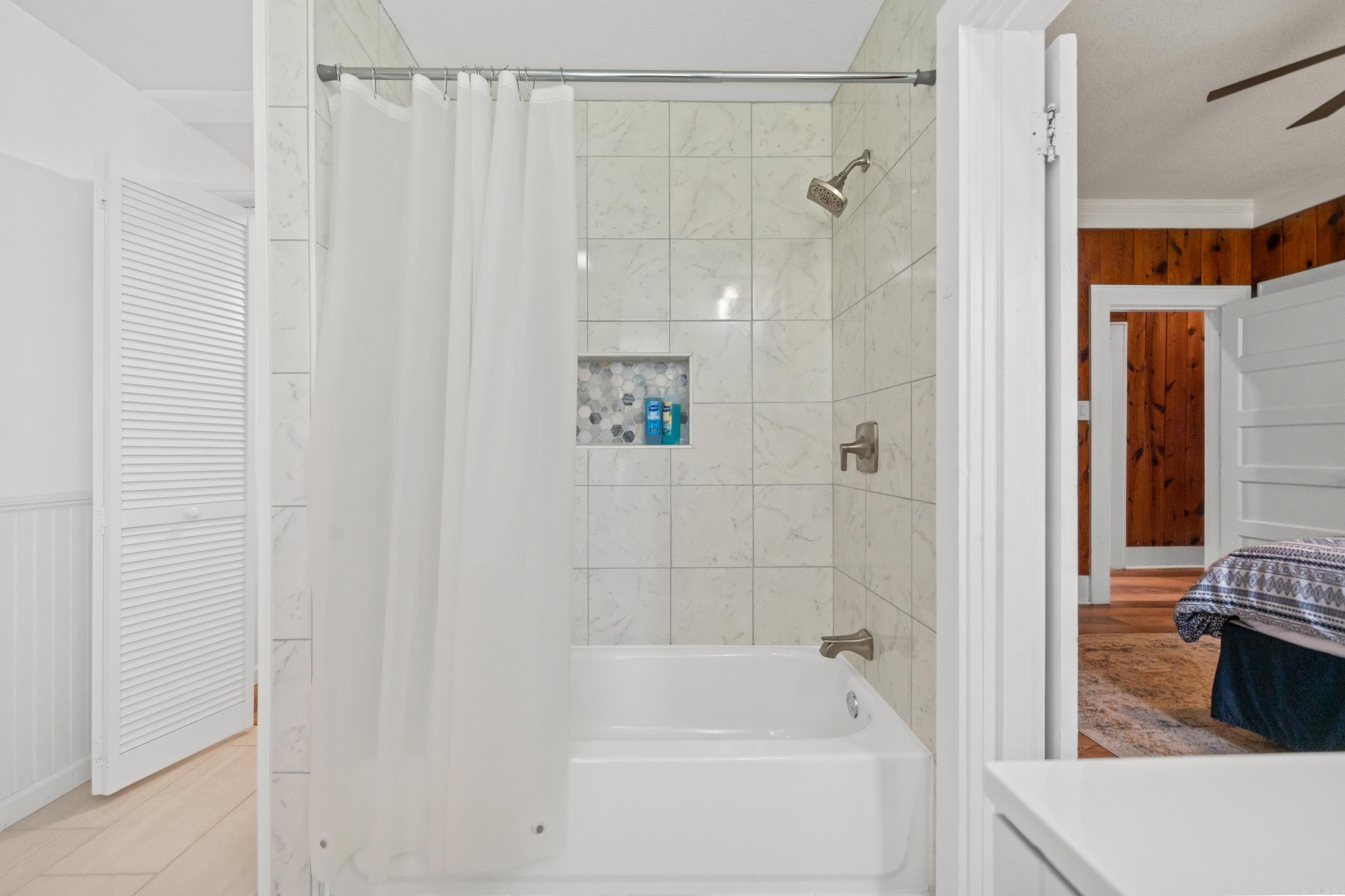 167  Crest St  Hot Springs, AR