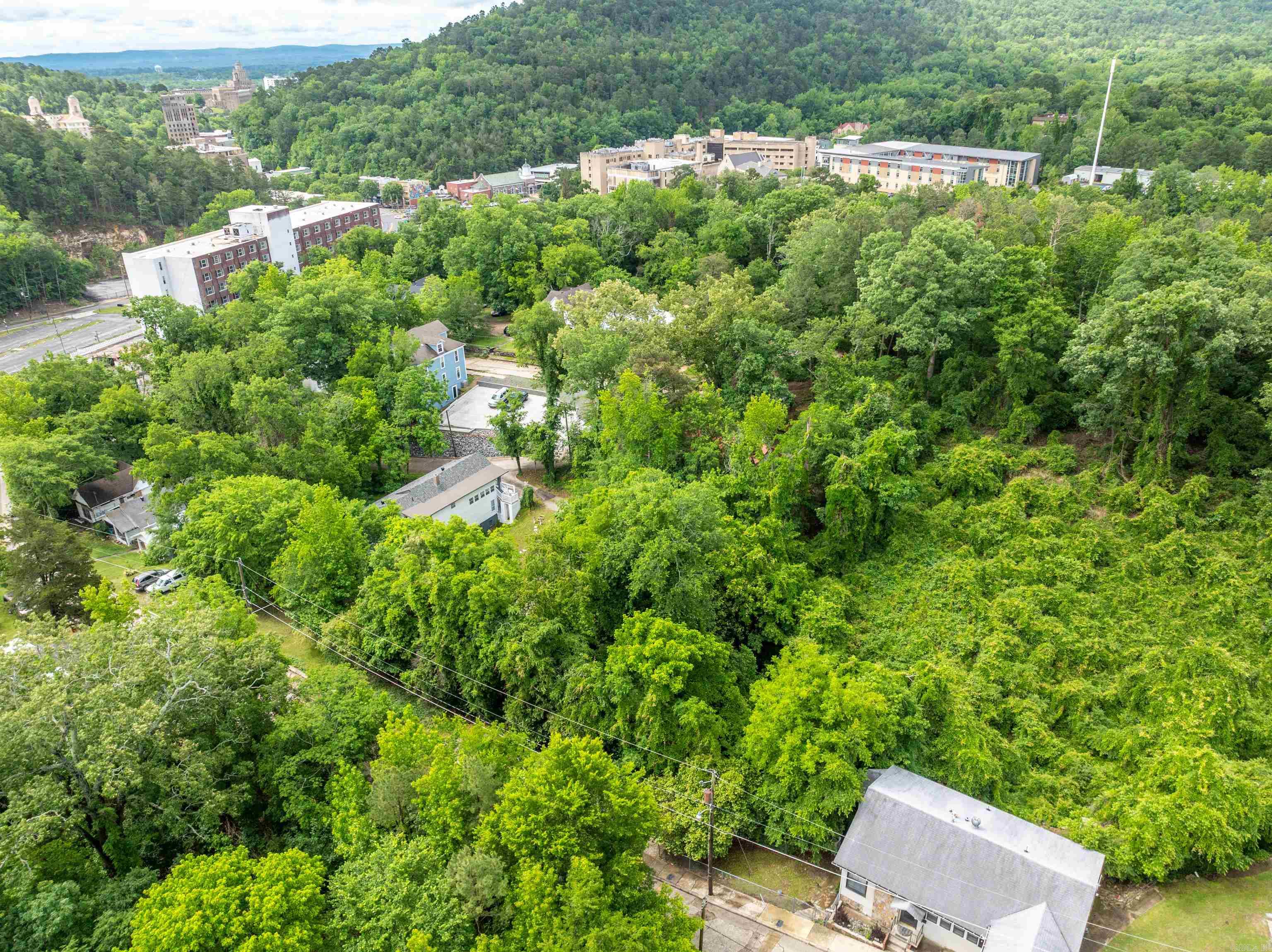 167  Crest St  Hot Springs, AR