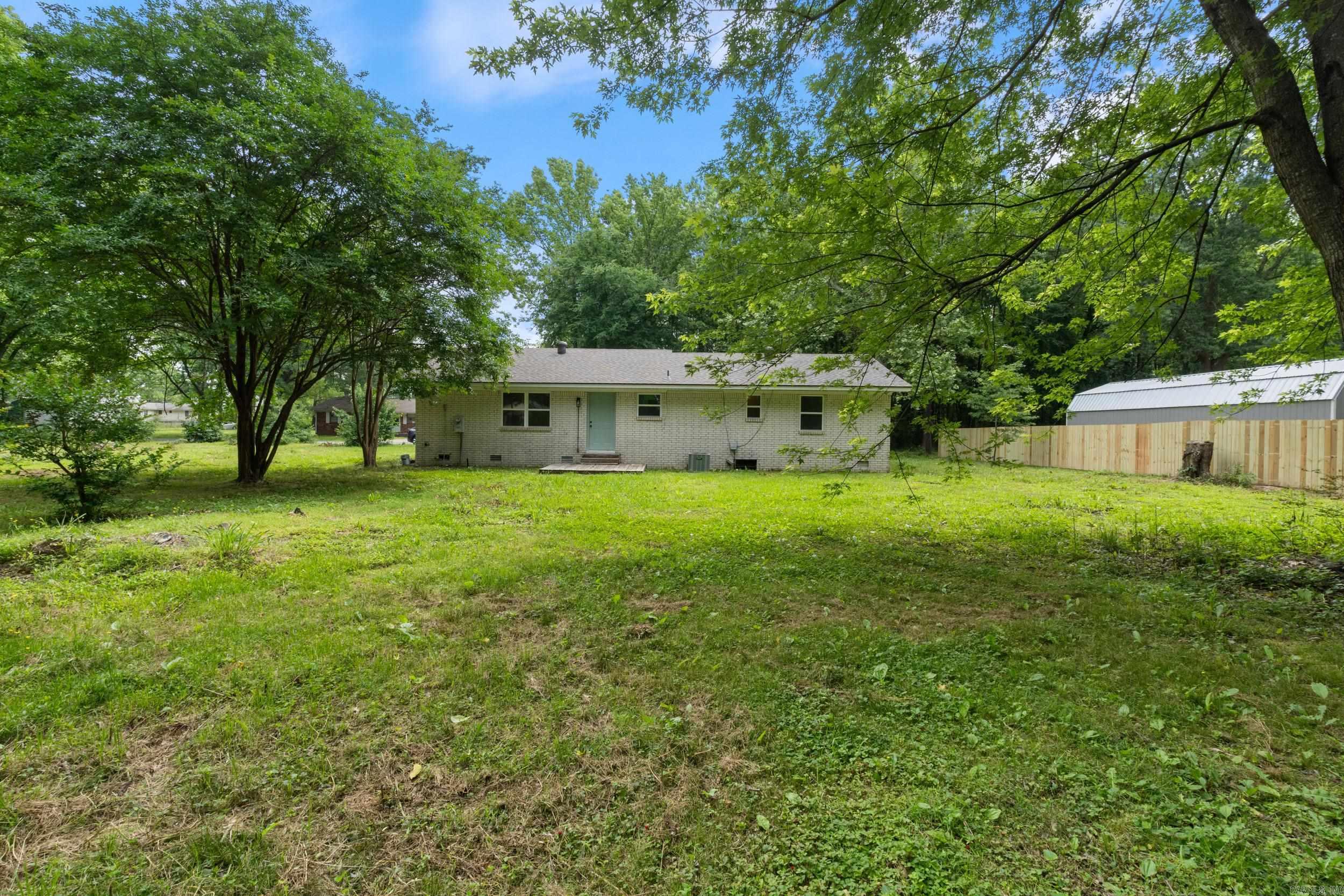 118  Blair  Searcy, AR