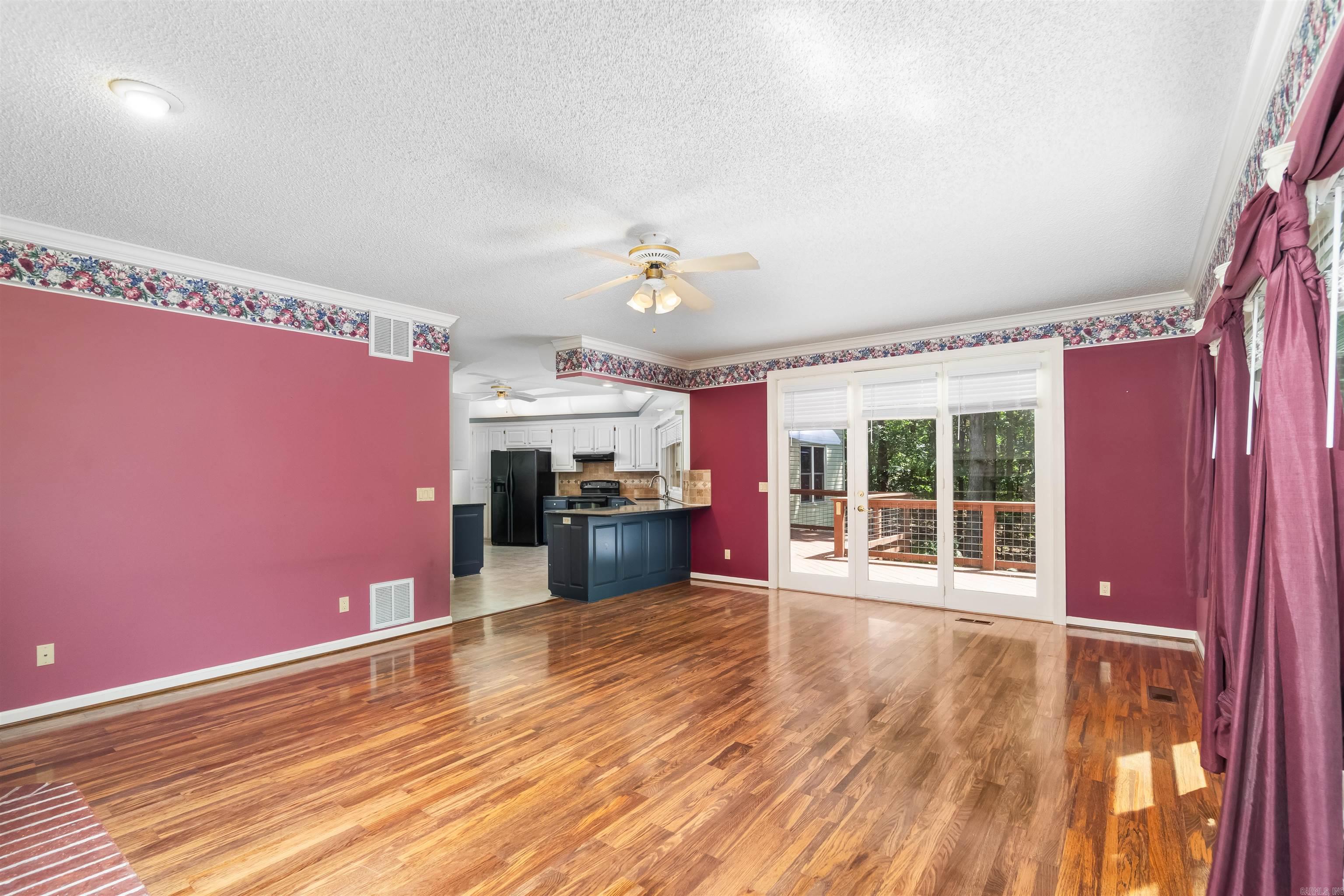 29  Barcelona  Hot Springs Village, AR