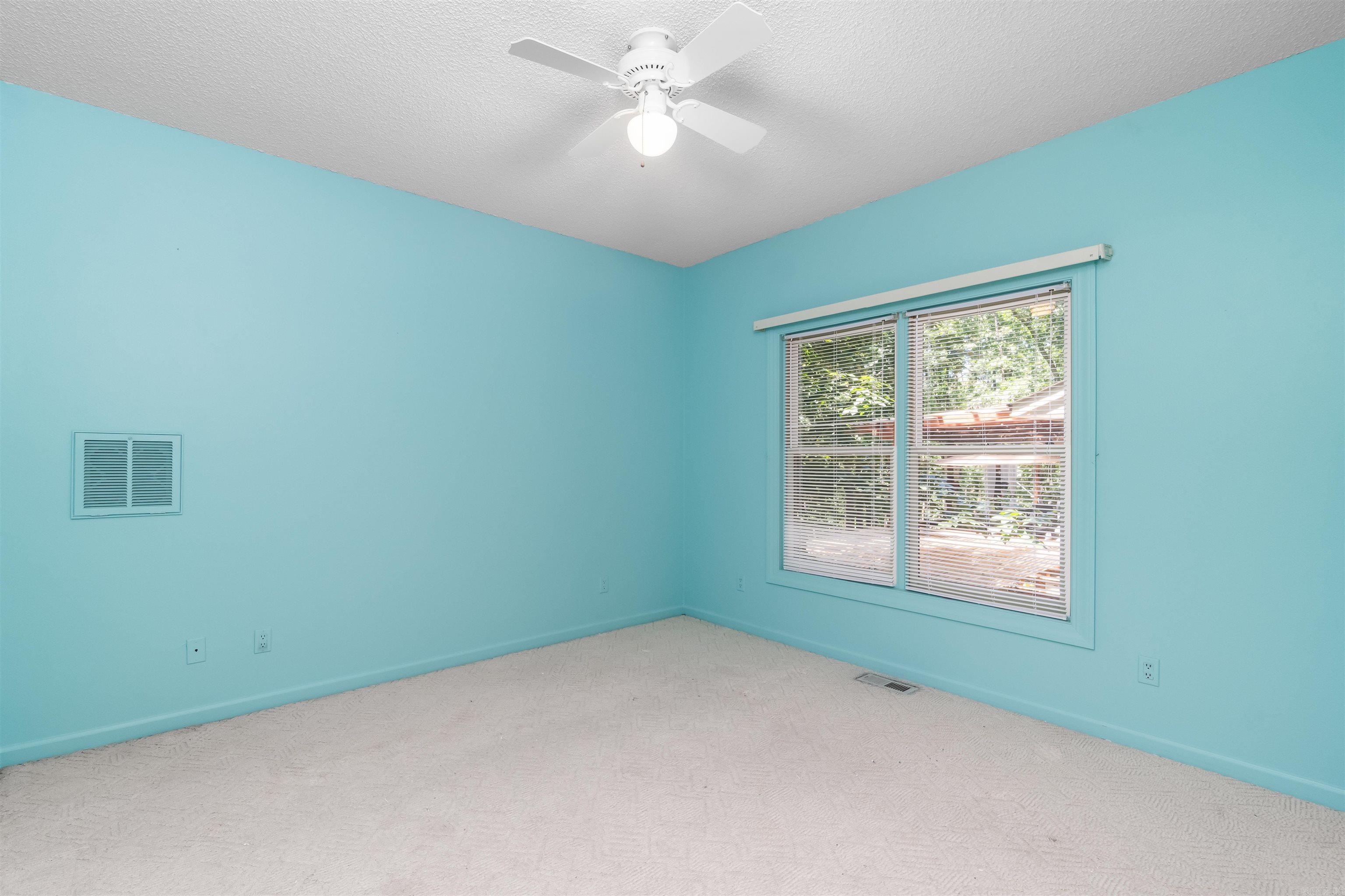 29  Barcelona  Hot Springs Village, AR
