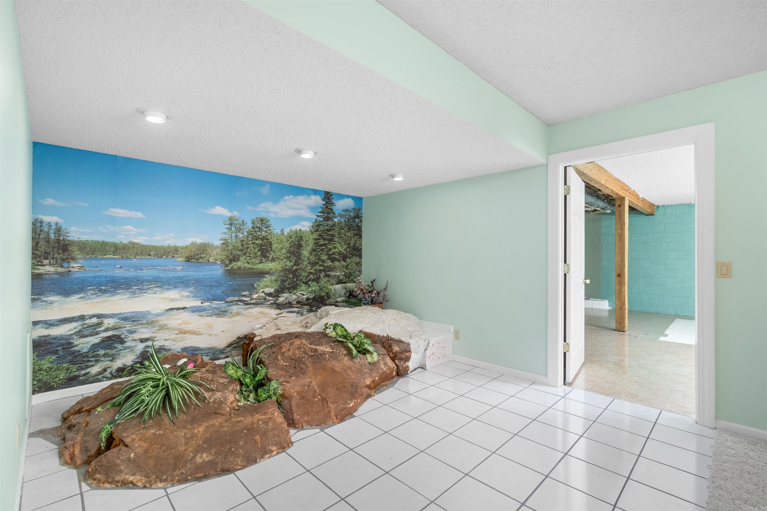 29  Barcelona  Hot Springs Village, AR