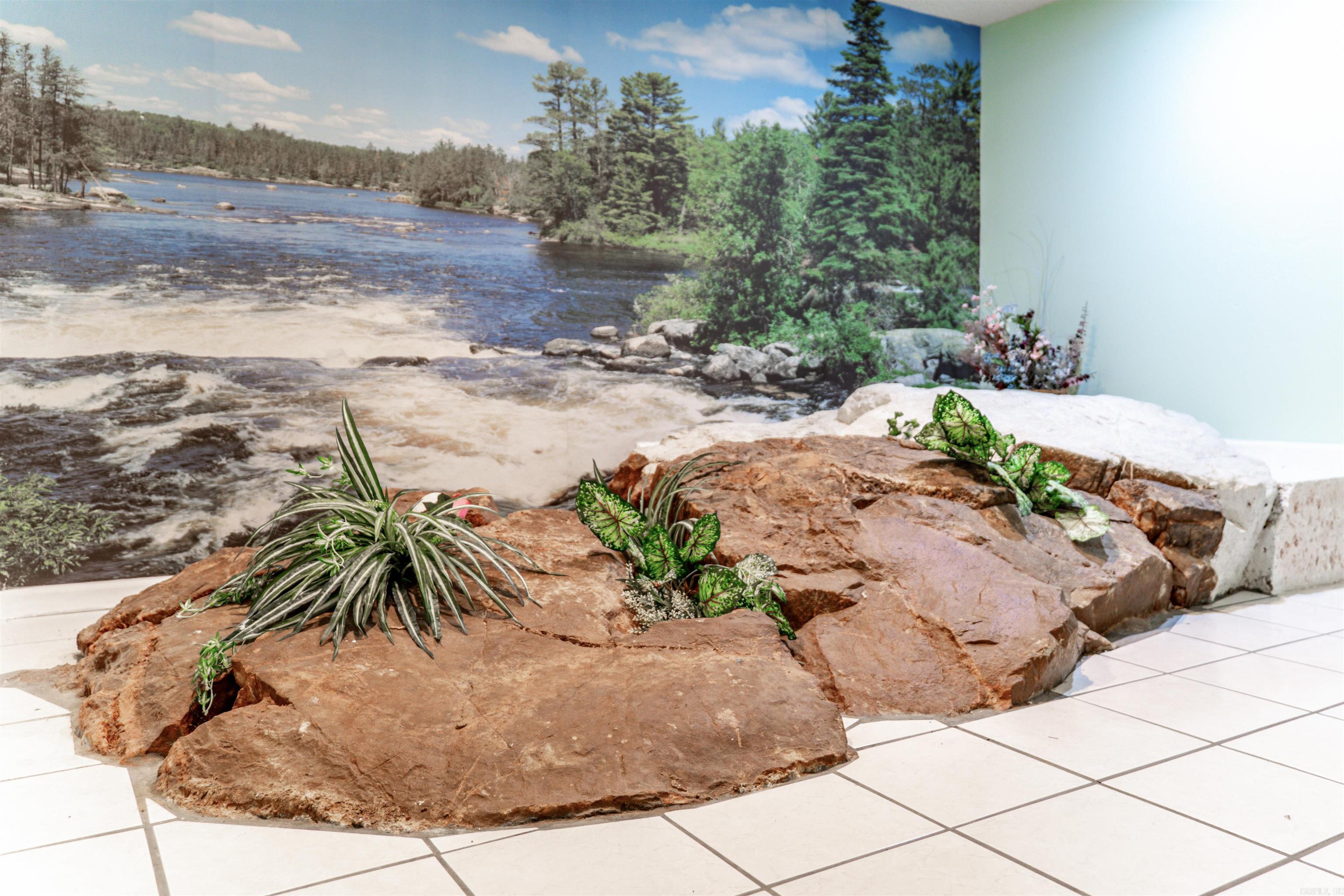 29  Barcelona  Hot Springs Village, AR