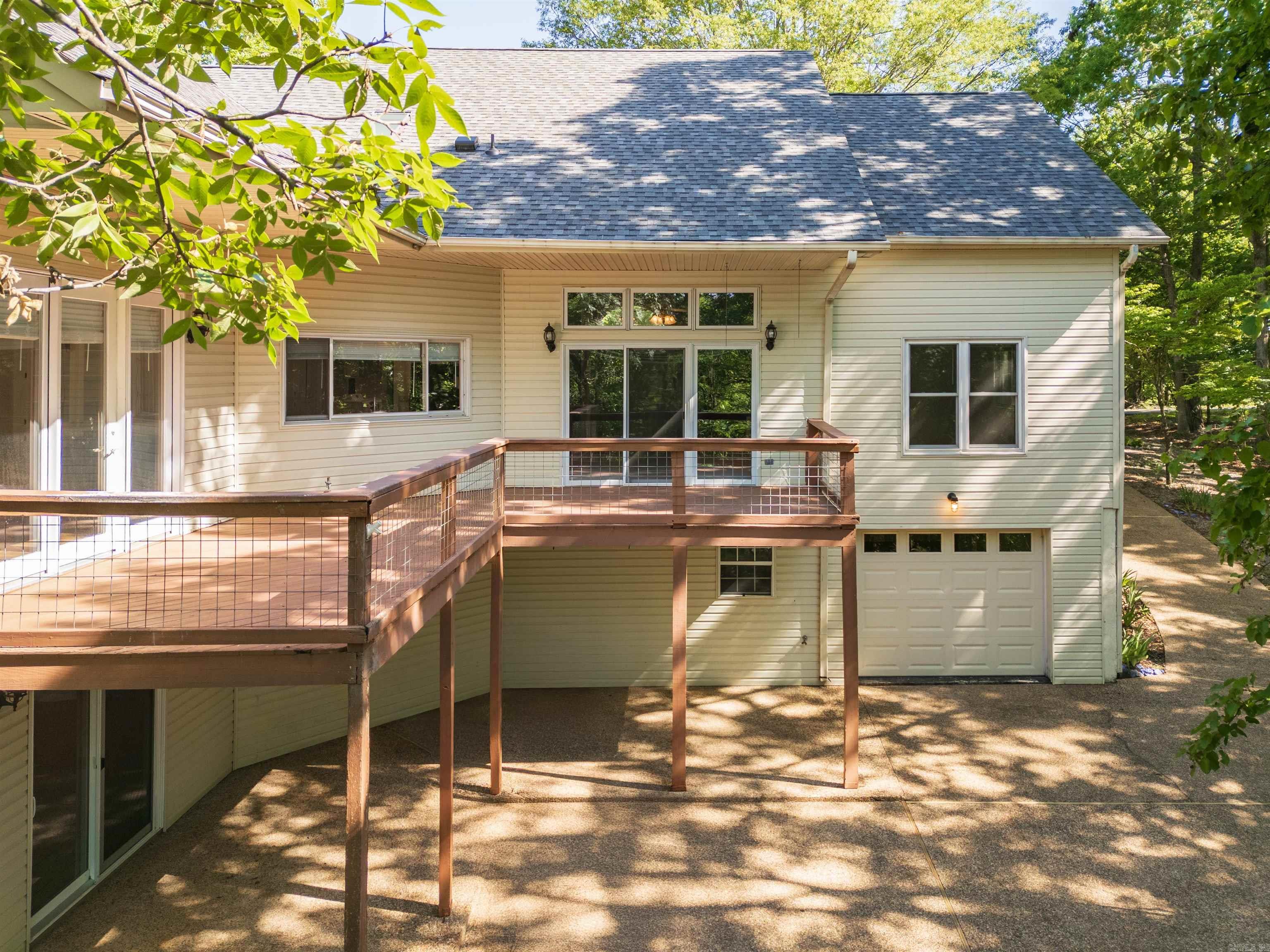 29  Barcelona  Hot Springs Village, AR